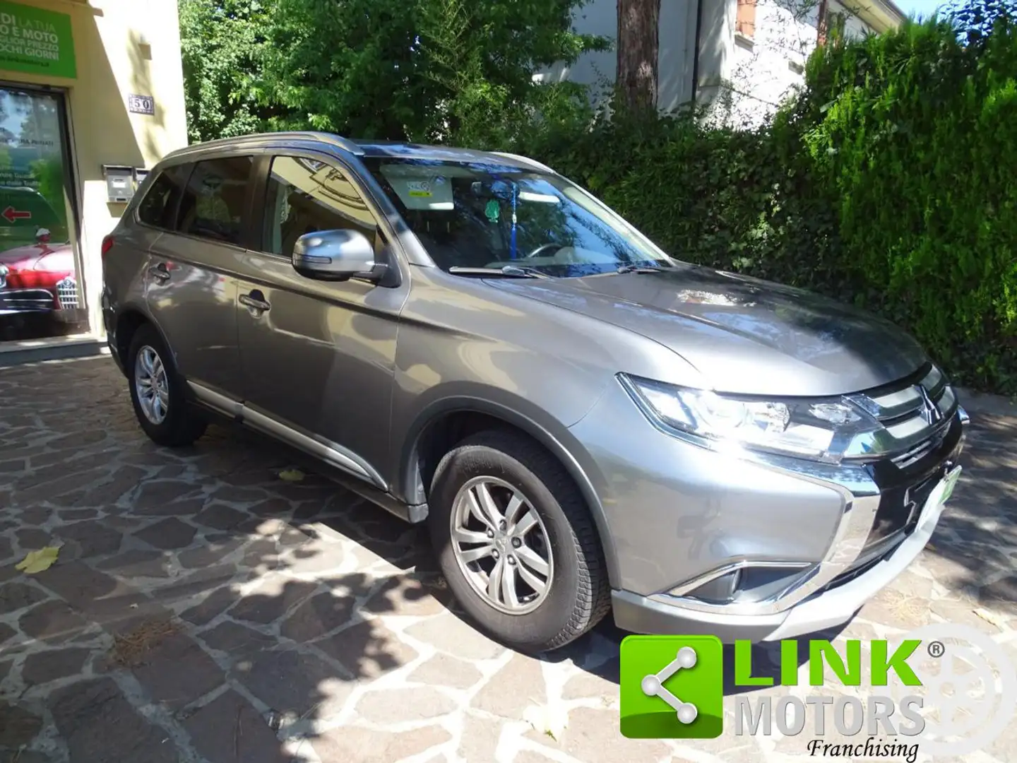 Mitsubishi Outlander 2.0 B/GPL Intense - GARANZIA Inclusa Grigio - 1