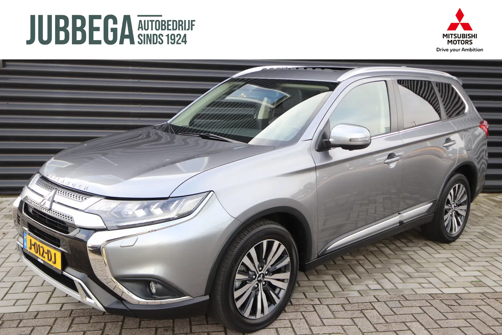Mitsubishi Outlander 2.0 2WD Limited+ Automaat 7 zitter Grijs - 1