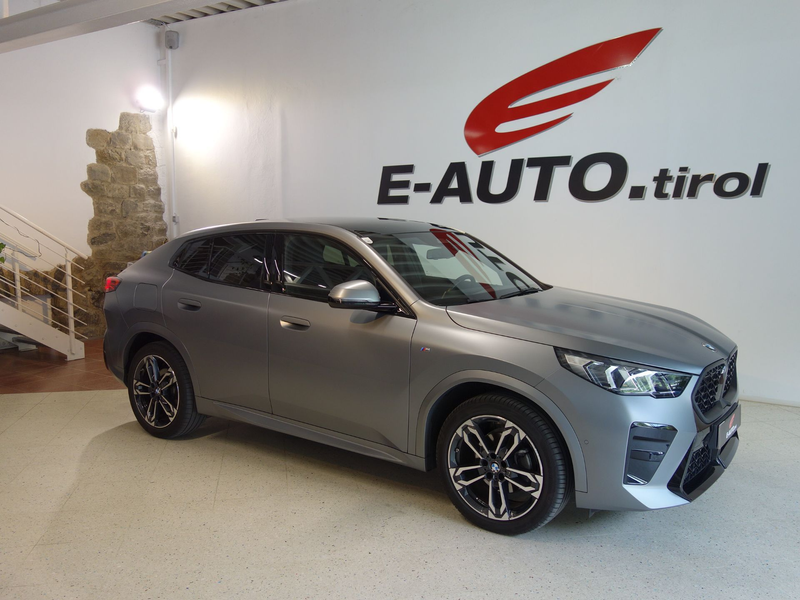 BMW X2 18d Aut. *M-SPORT PAKET INNEN/AUSSEN *PANO *ERSTB — photo 12