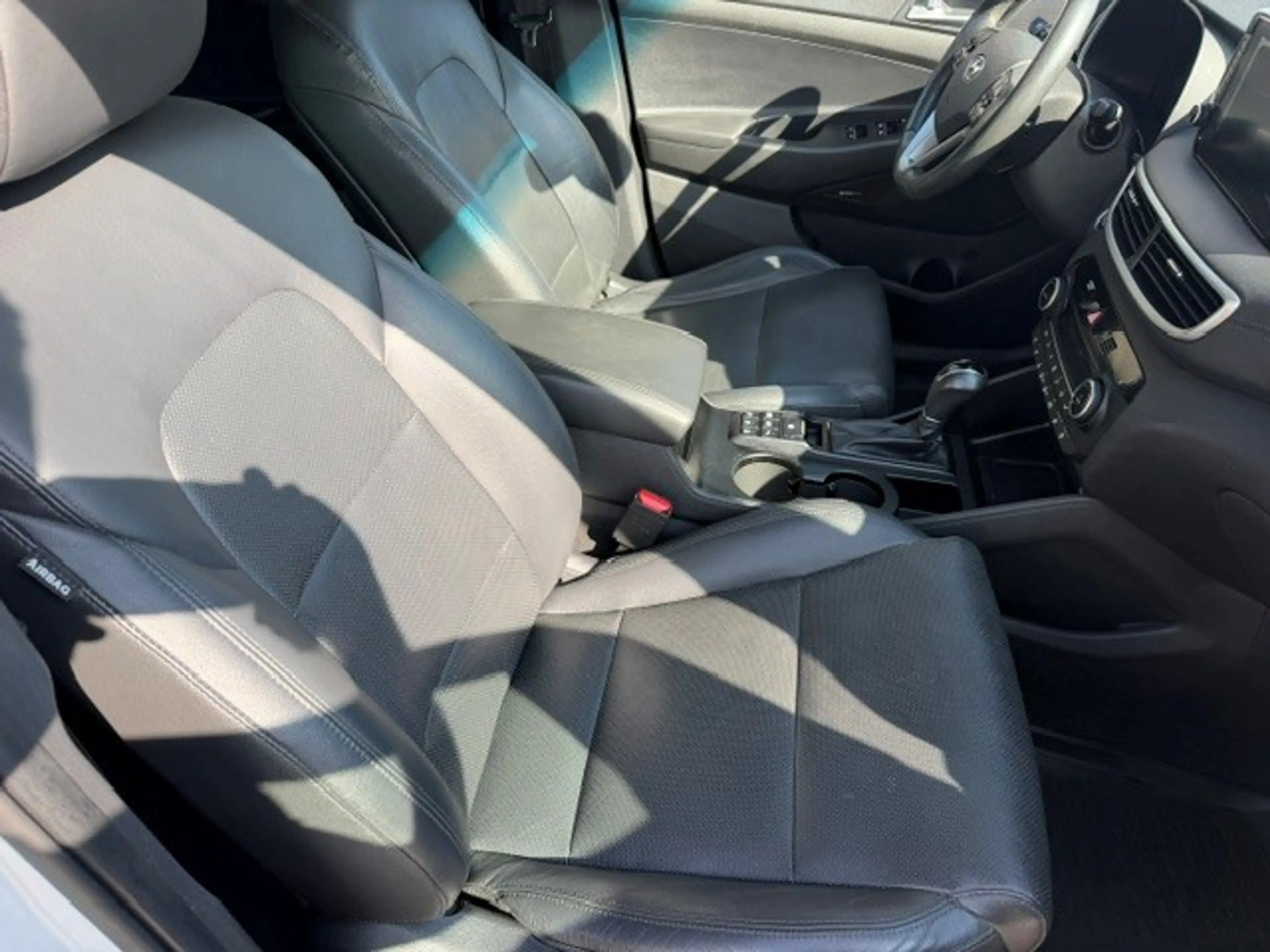 Hyundai TUCSON 1.6 PREMIUM 4WD DCT — photo 6