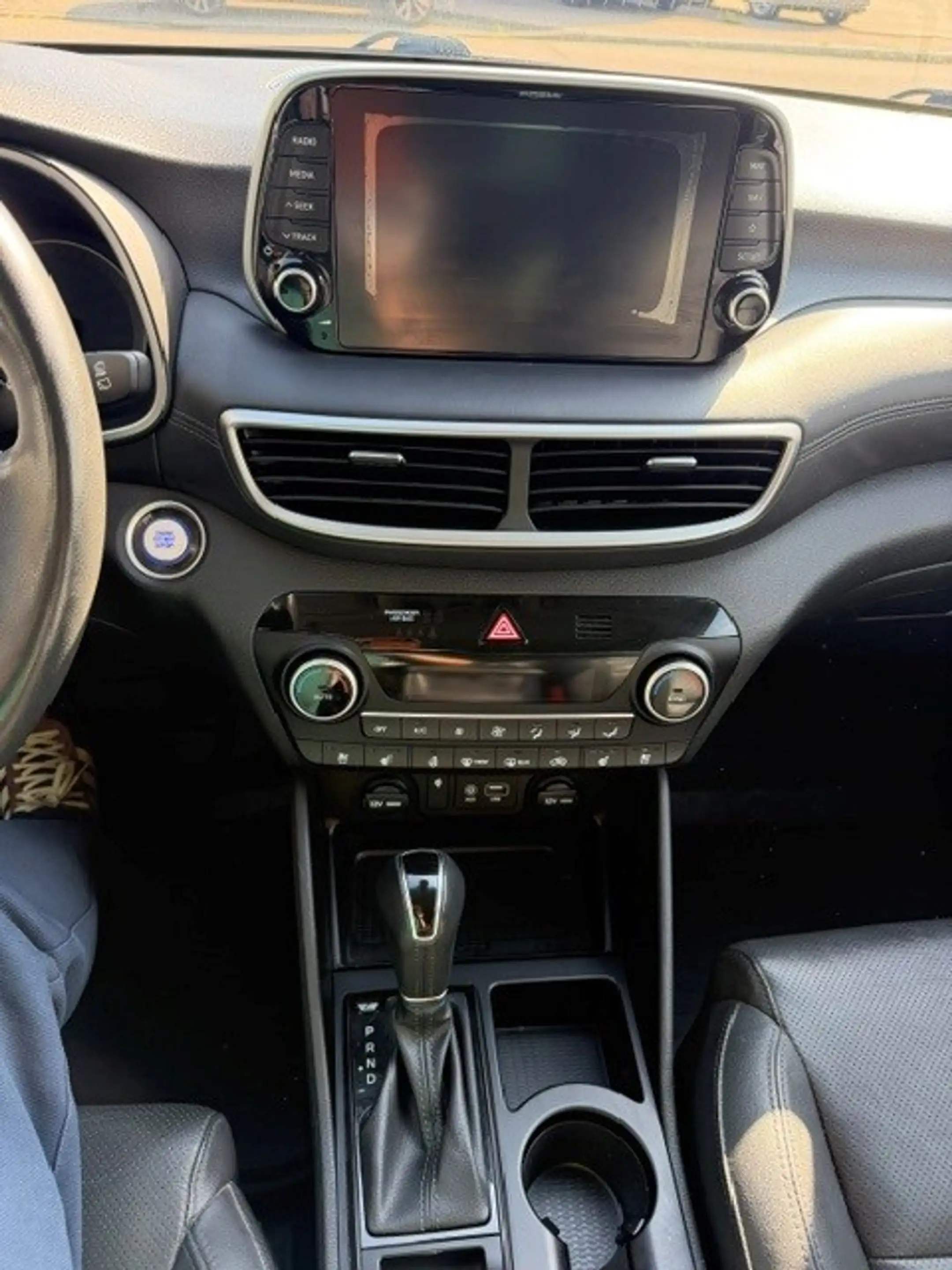Hyundai TUCSON 1.6 PREMIUM 4WD DCT — photo 10