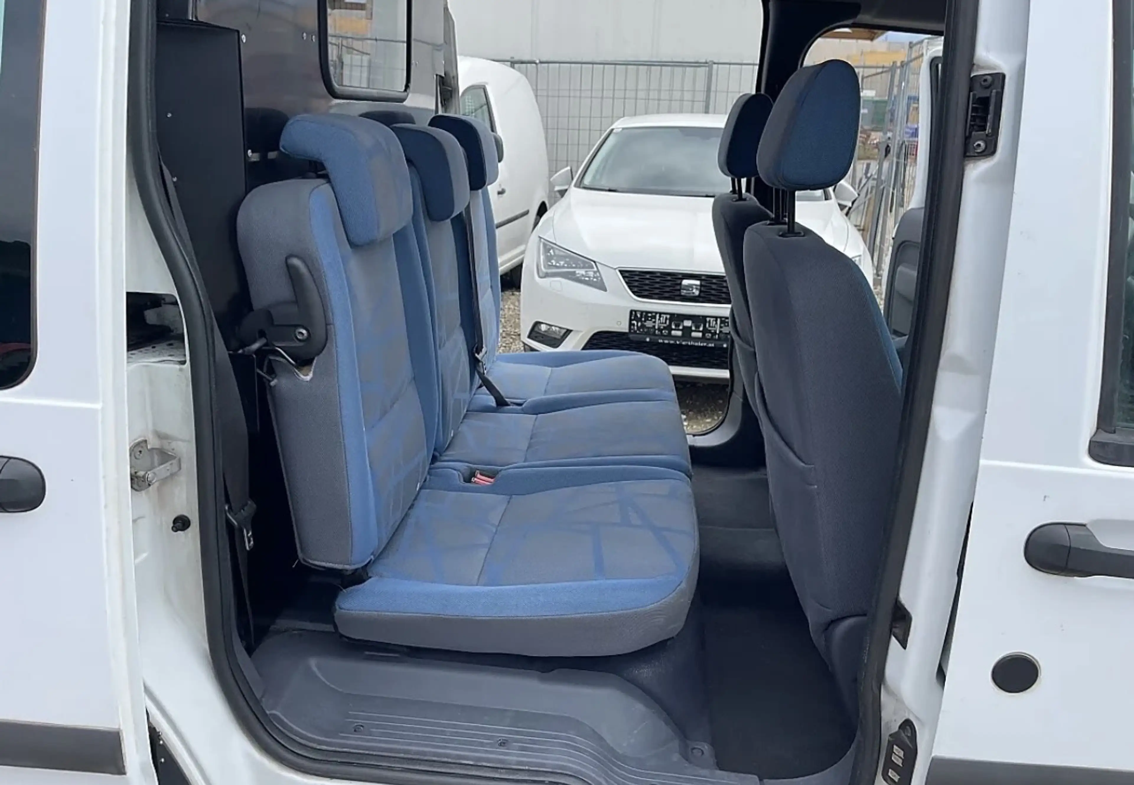 Ford Transit Connect Ford Transit Connect Trend 230L HD 1,8 TDCi DPF Tr — photo 12