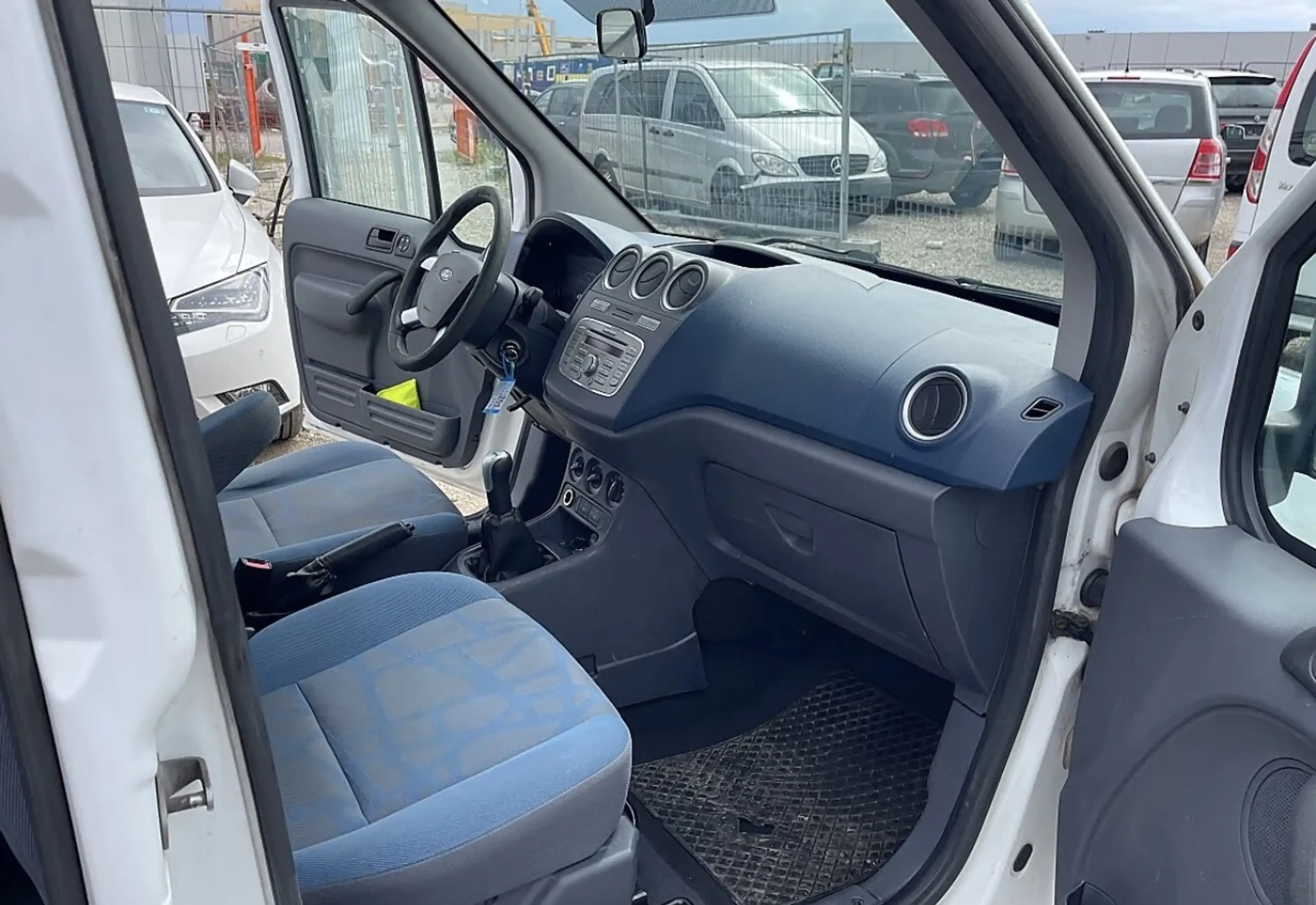 Ford Transit Connect Ford Transit Connect Trend 230L HD 1,8 TDCi DPF Tr — photo 10