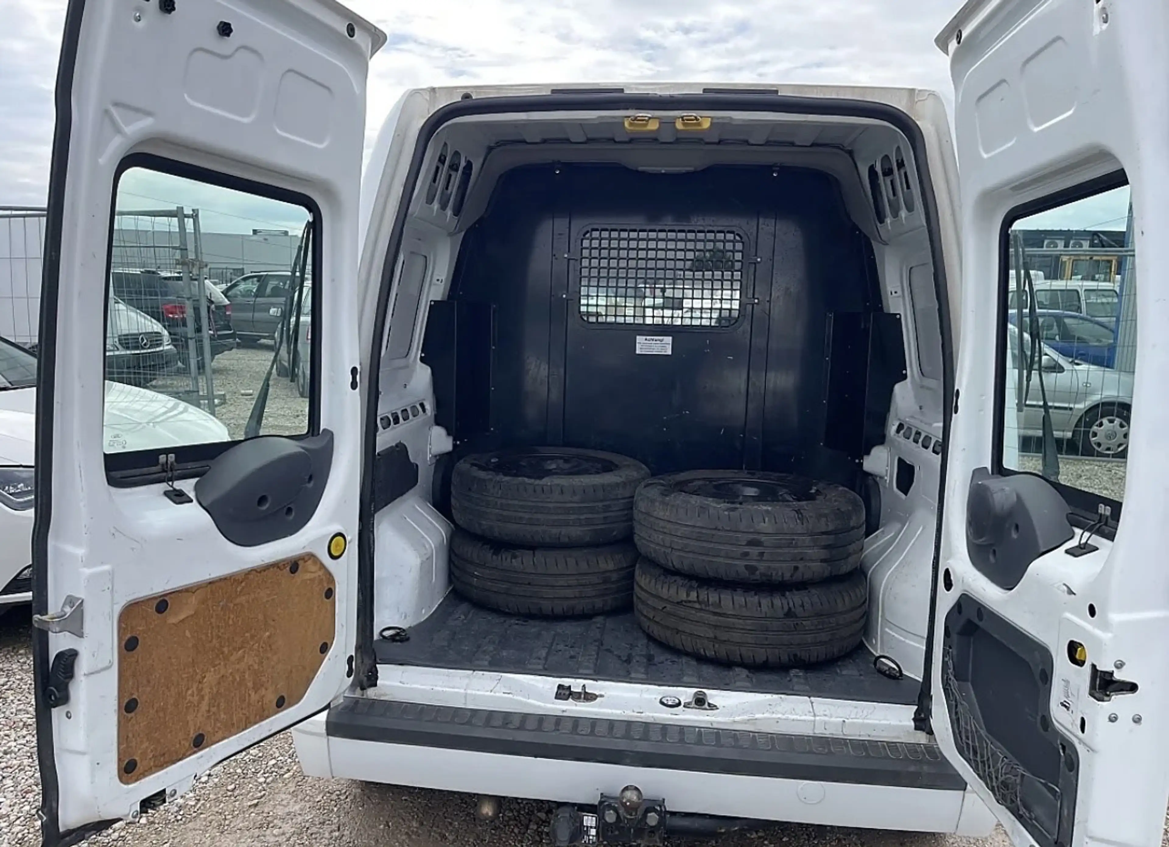 Ford Transit Connect Ford Transit Connect Trend 230L HD 1,8 TDCi DPF Tr — photo 4