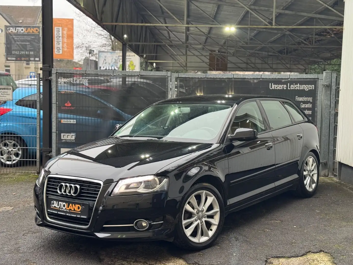 Audi A3 Sportback 1.6 TDI *NAVI*XENON*PDC*KAMERA* Černá - 2