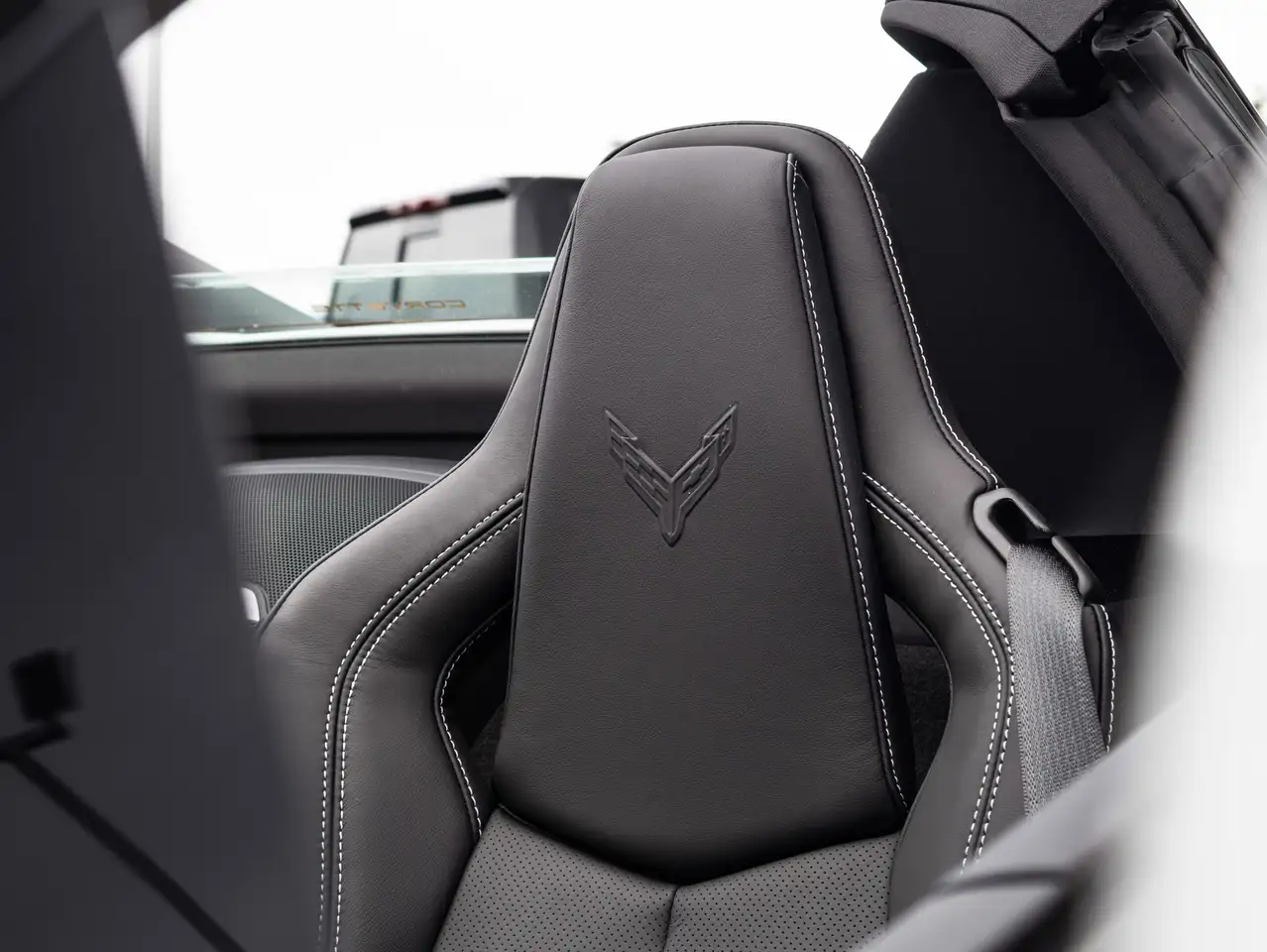Chevrolet Corvette снимка Chevrolet Corvette