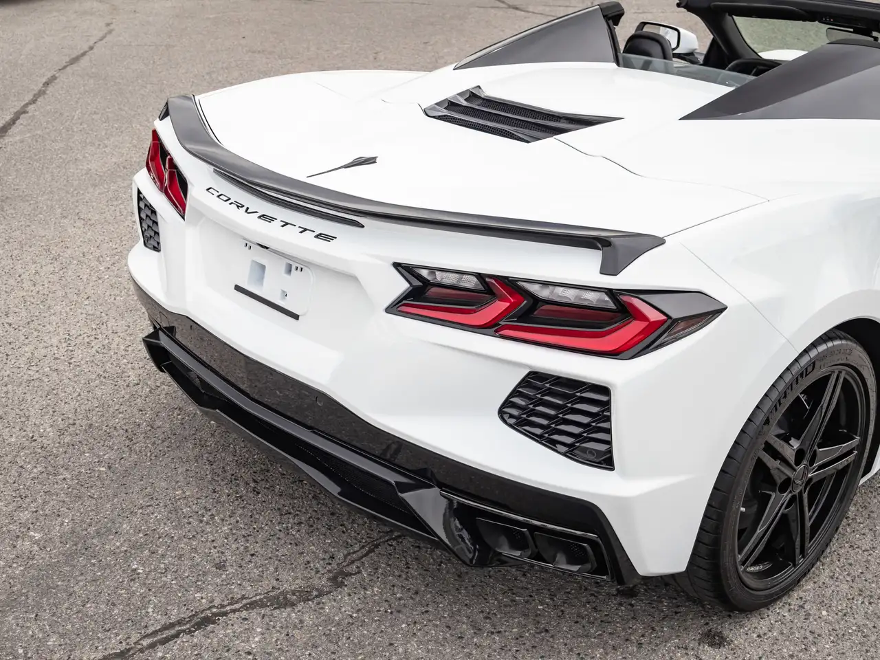 Chevrolet Corvette снимка Chevrolet Corvette