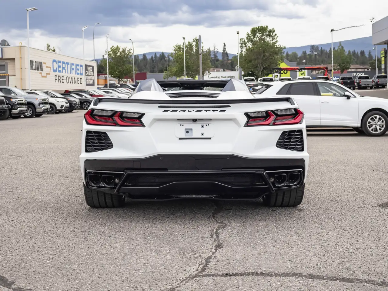 Chevrolet Corvette снимка Chevrolet Corvette