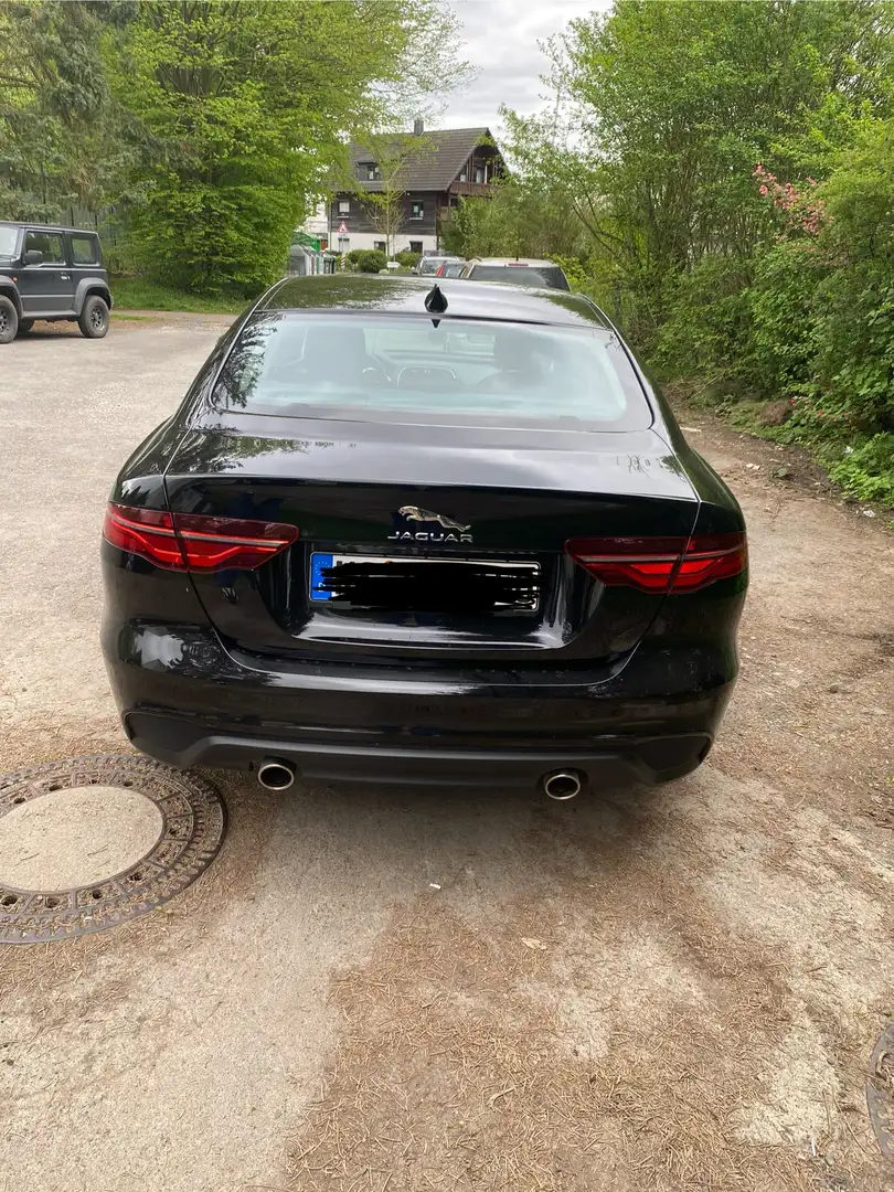 Jaguar XE P250 S Schwarz - 1