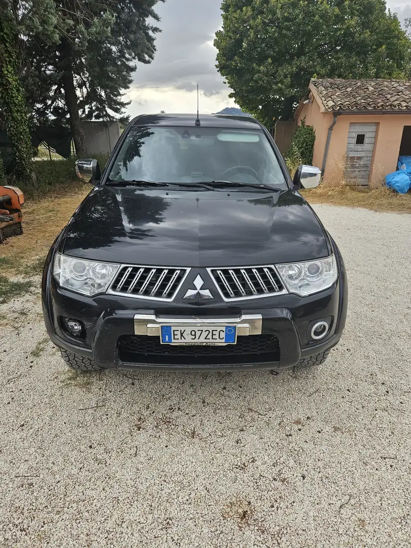 Mitsubishi L200 d.cab 2.5 di-d Intense Plus 178cv - 1