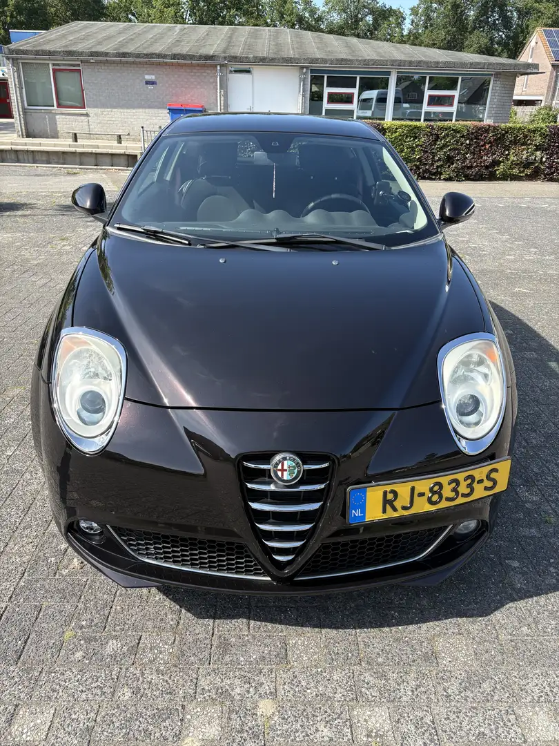 Alfa Romeo MiTo 1.4 Distinctive Zwart - 1