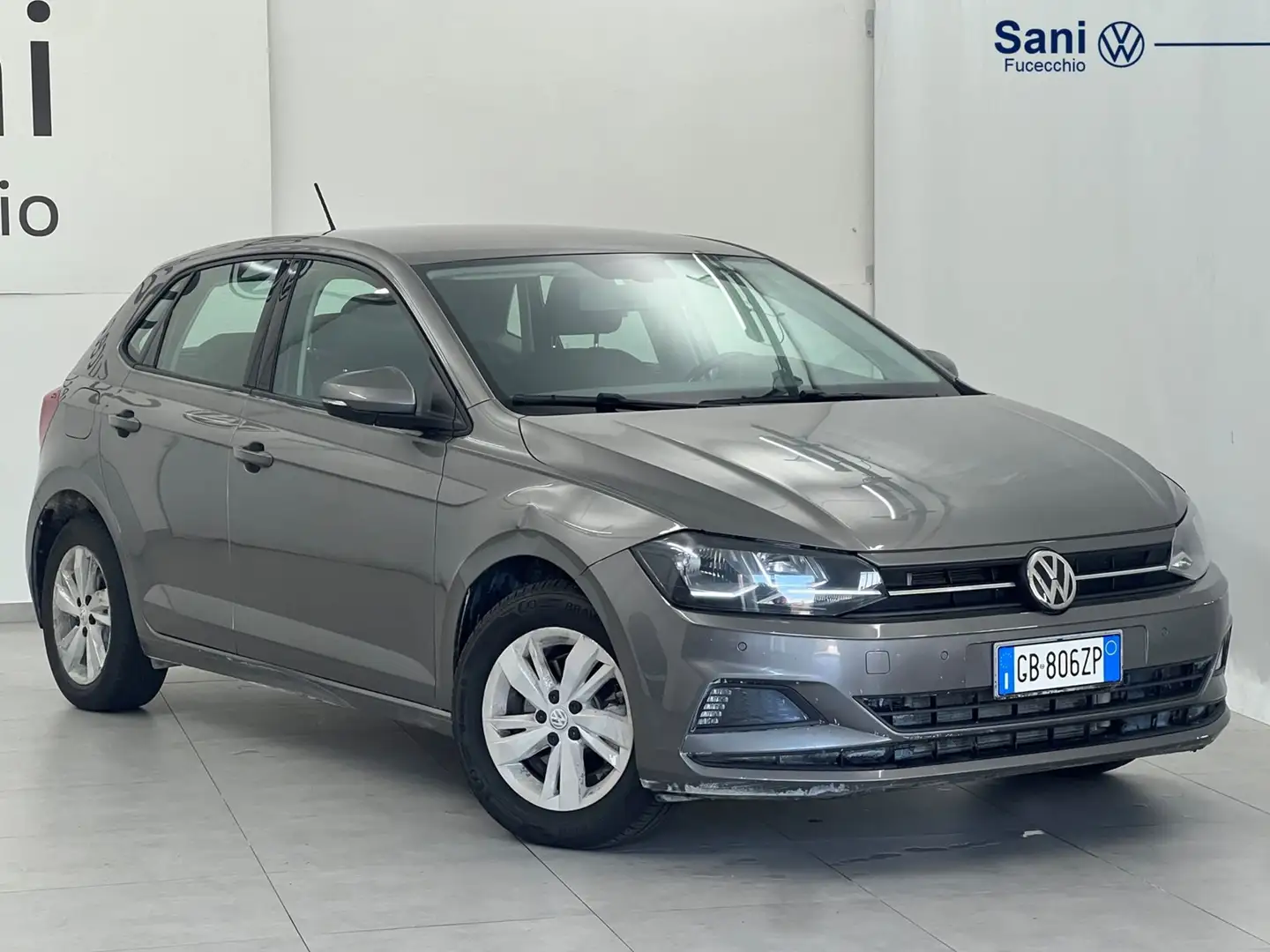 Volkswagen Polo Polo 5p 1.6 tdi Comfortline 95cv Grigio - 1