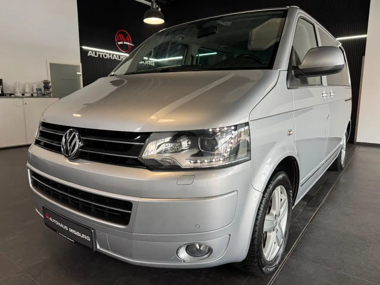 Volkswagen T5 Transporter T5 Multivan Highline/Stand-Hz+7 Sitzer — photo 1 of 27