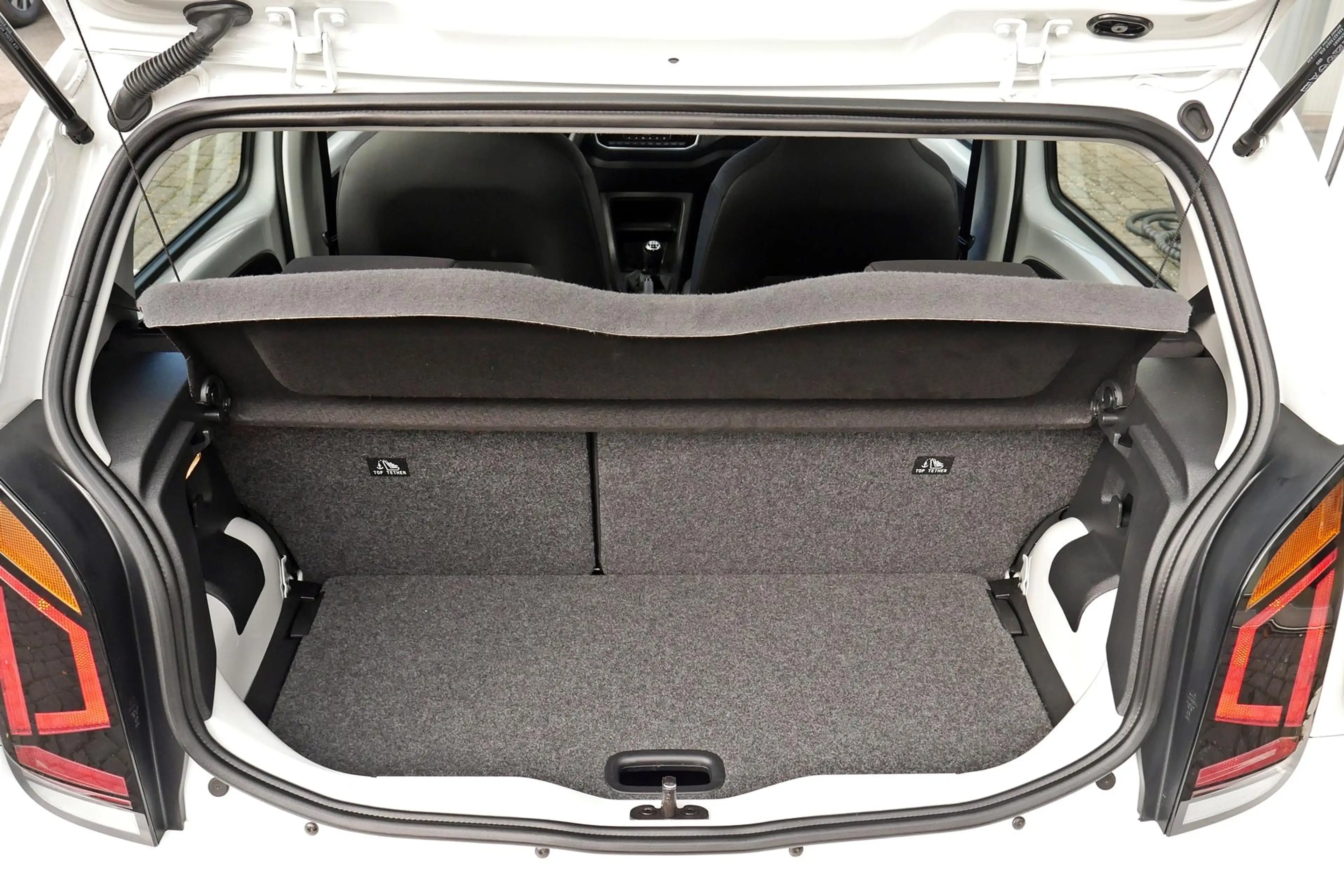 Volkswagen up! 1.0 Kamera PDC Tempomat Allwetter 48 kW (65 PS)... — photo 34