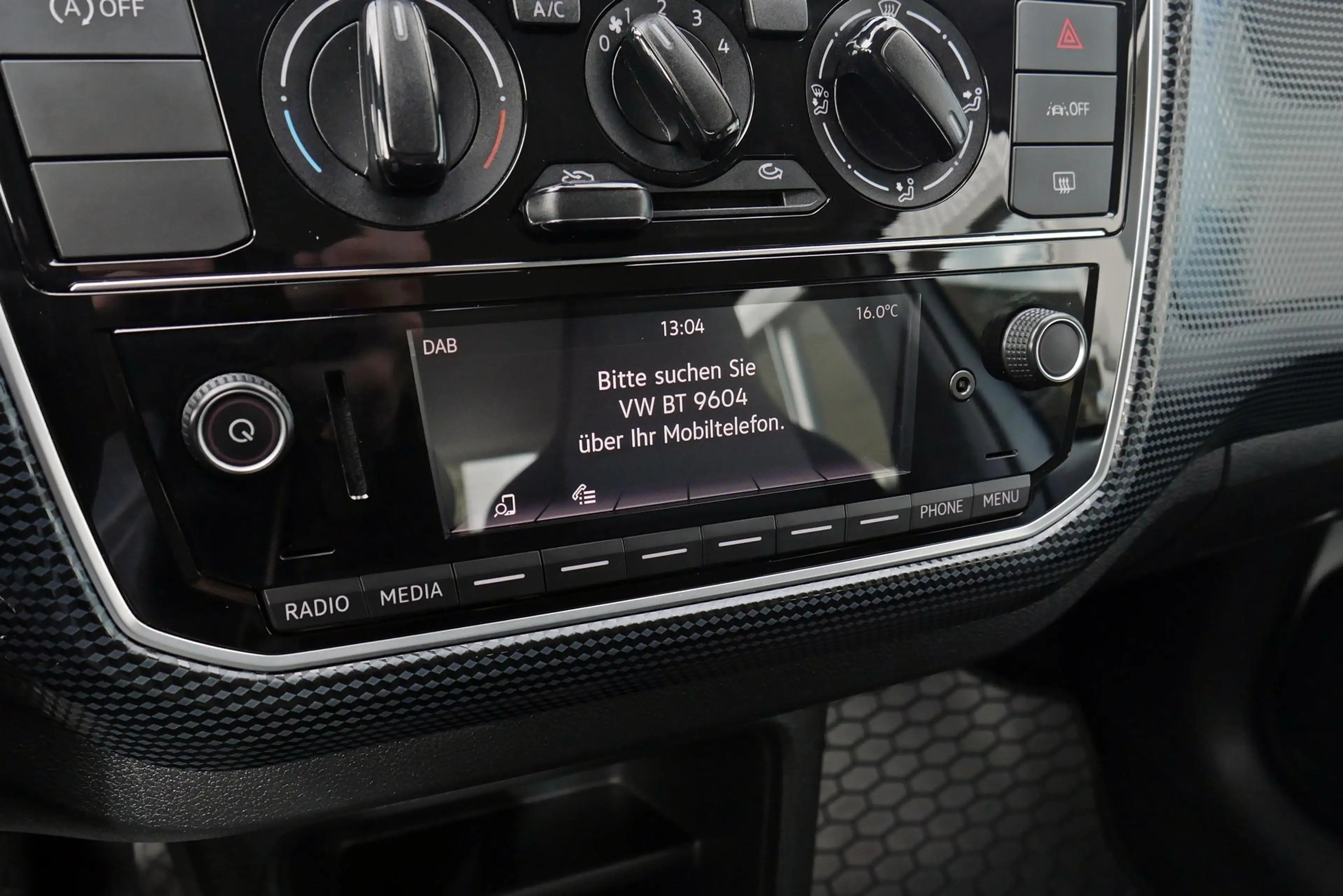 Volkswagen up! 1.0 Kamera PDC Tempomat Allwetter 48 kW (65 PS)... — photo 27