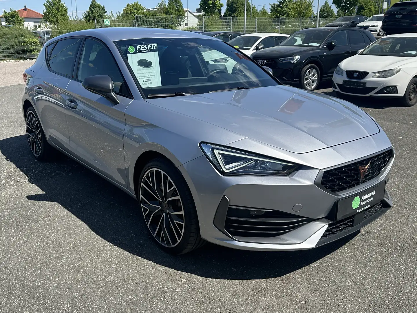 CUPRA Leon 1.4 eTSI LED VIRTUAL PDC NAVI Silver - 2
