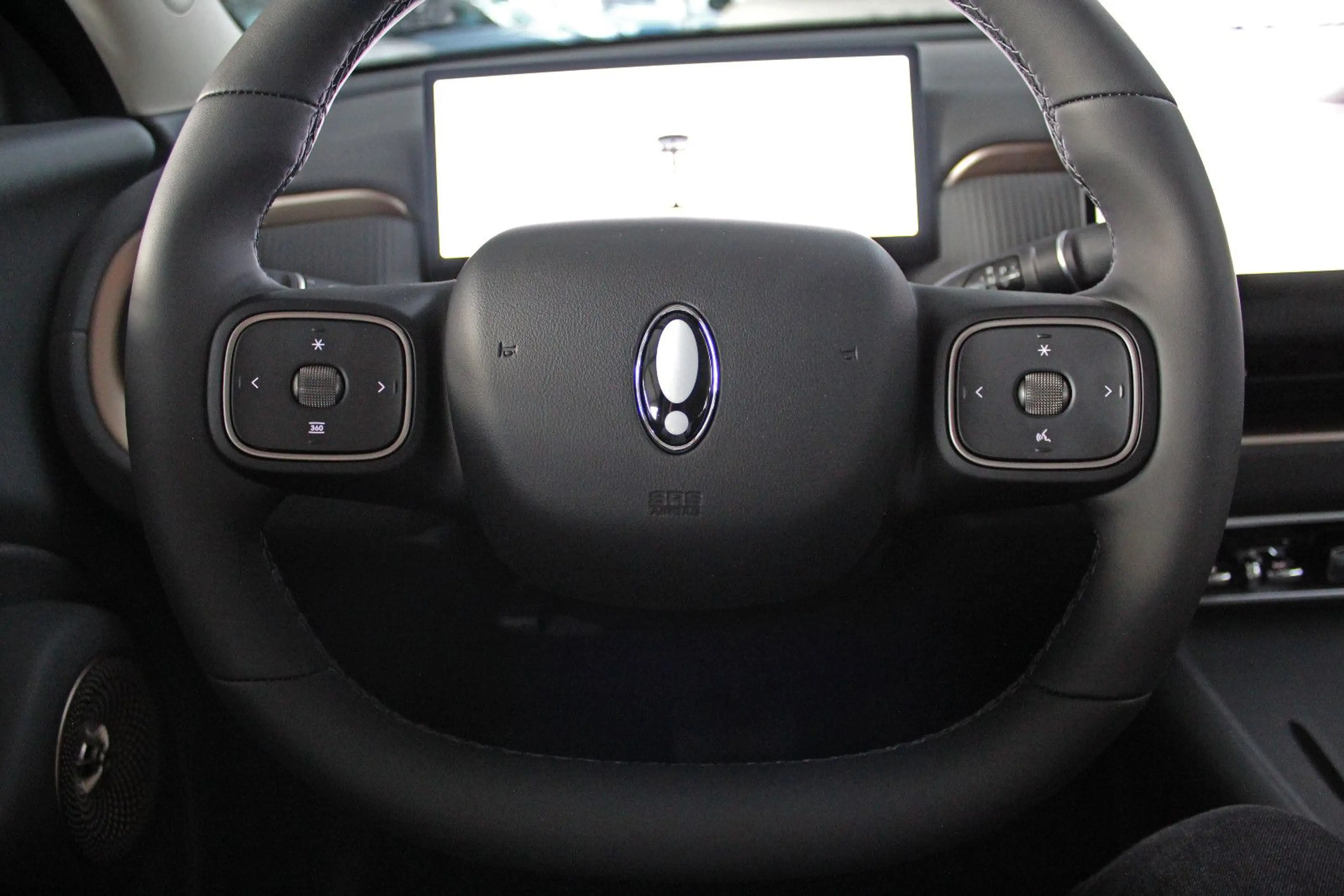 GWM Others ORA 5 HYBRID Luxury mit Panoramadach — photo 14
