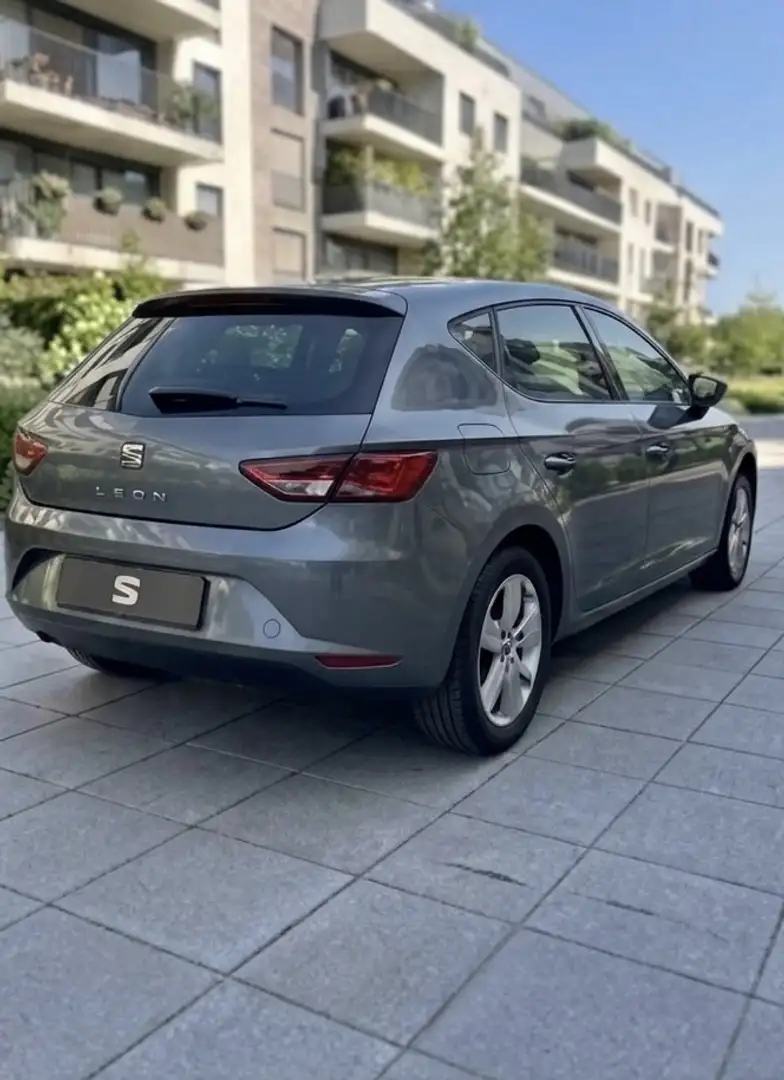 SEAT Leon León 1.6TDI CR S&S Style Eco. 110 - 2