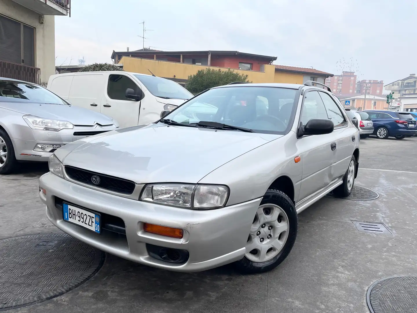Subaru Impreza CW 1.6i EX 4WD 95cv * GANCIO TRAINO / RIDOTTE* Argent - 1