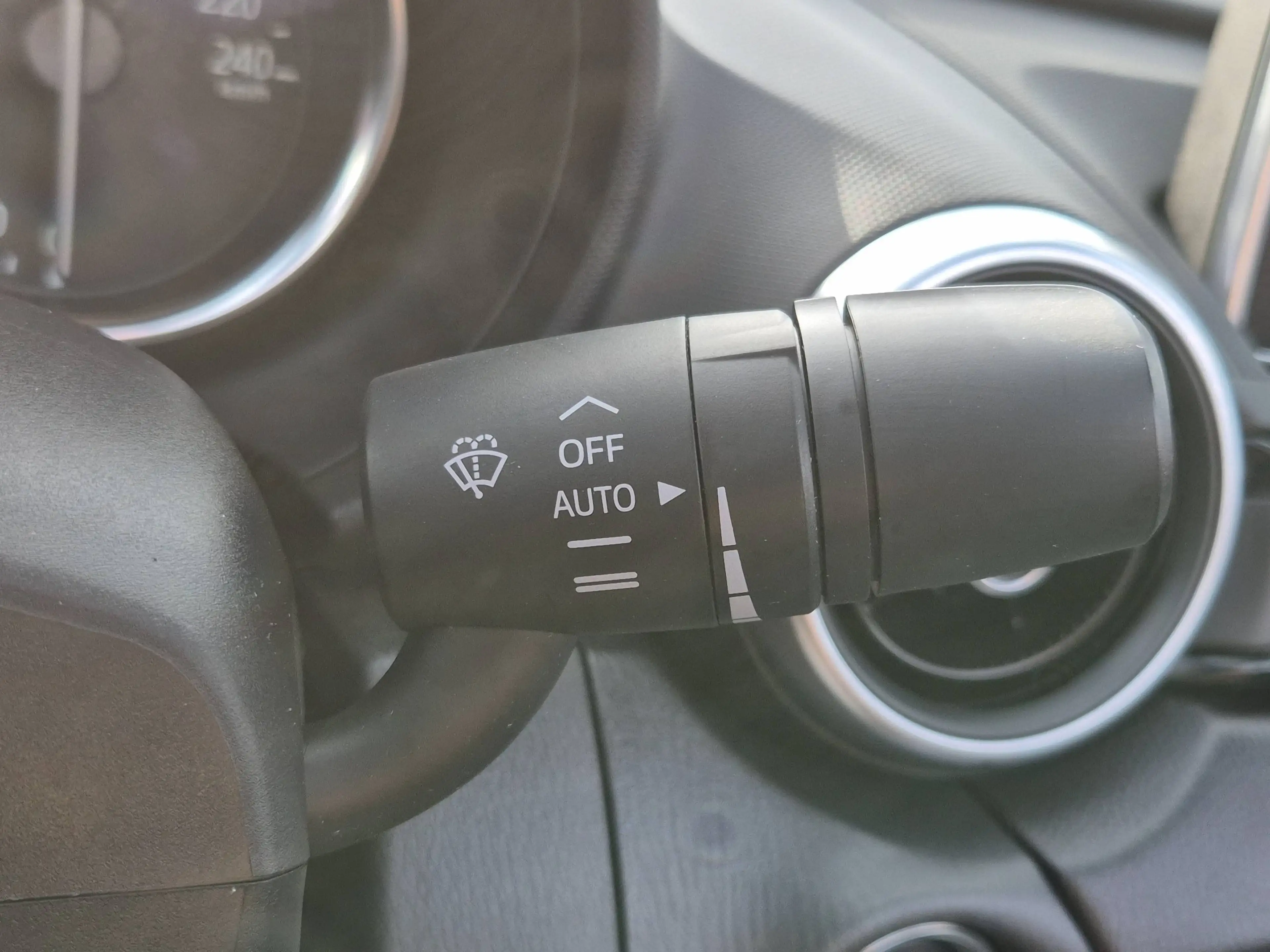 Mazda MX-5 MX-5 1.5i Skyactiv-G Skycruise — photo 13