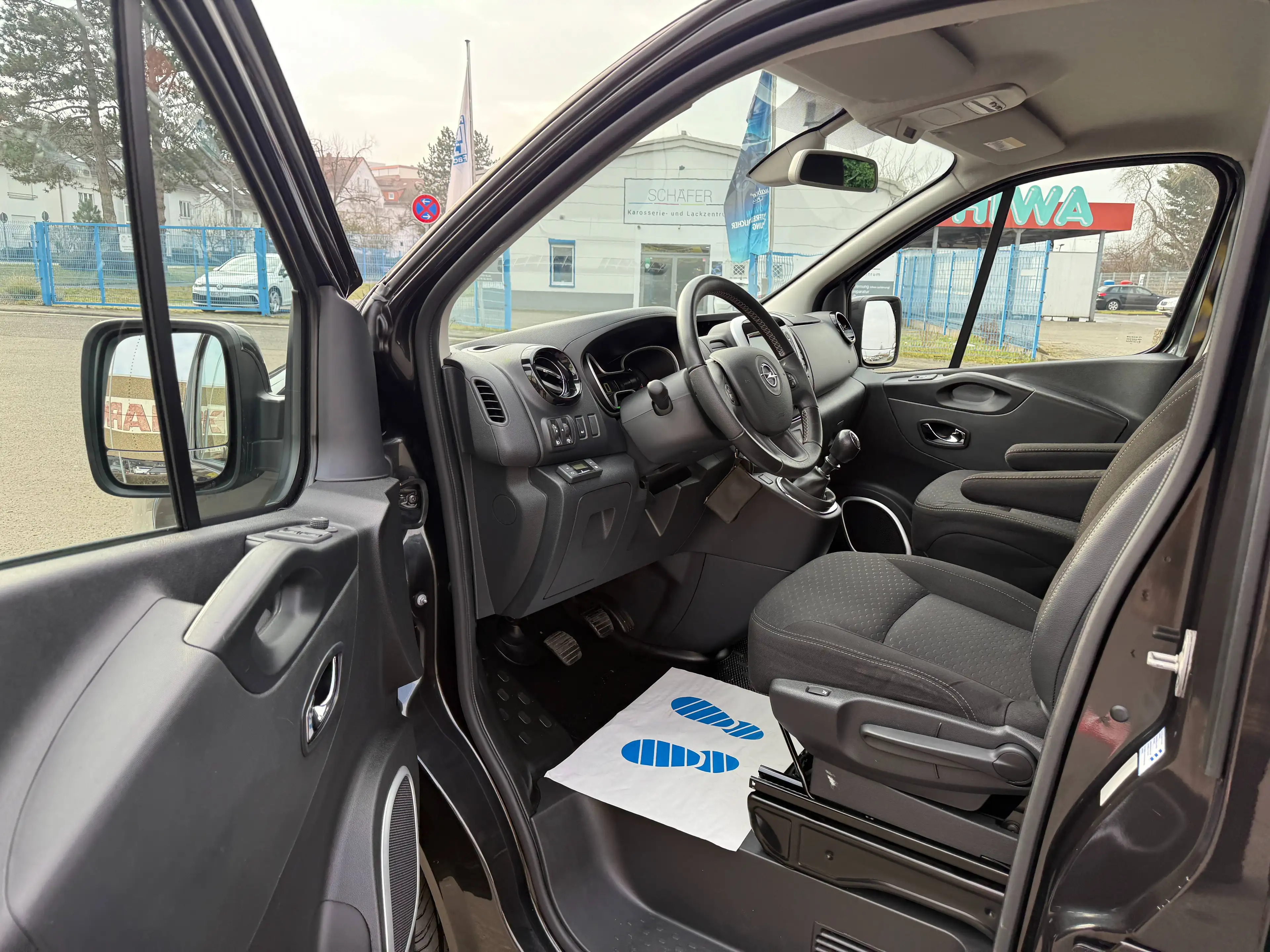 Opel Vivaro B 1.6 CDTi L2H1 2,9t (AHK*8xSITZER*PDC-KAMERA*STANDHZG) — photo 14