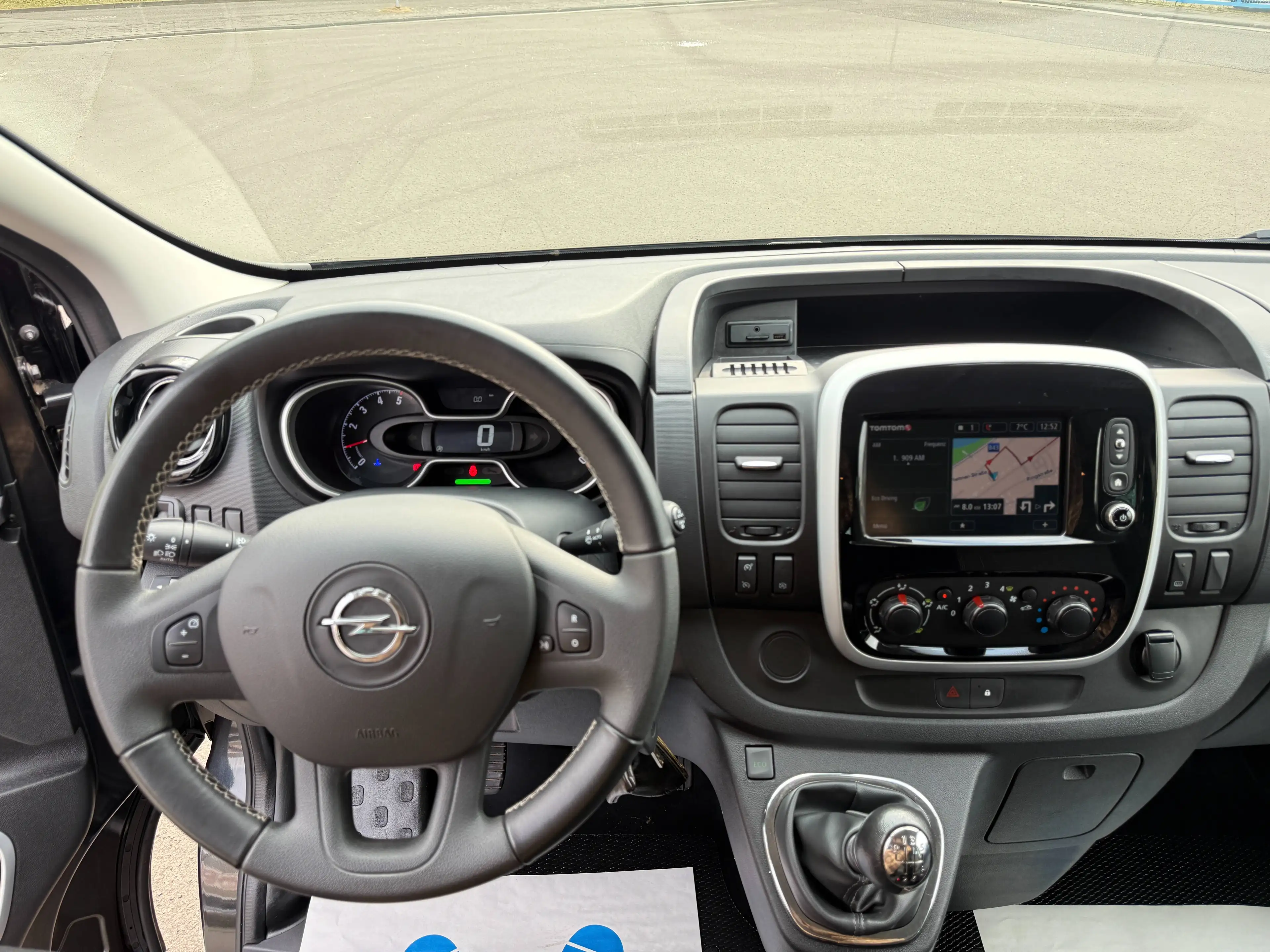Opel Vivaro B 1.6 CDTi L2H1 2,9t (AHK*8xSITZER*PDC-KAMERA*STANDHZG) — photo 13
