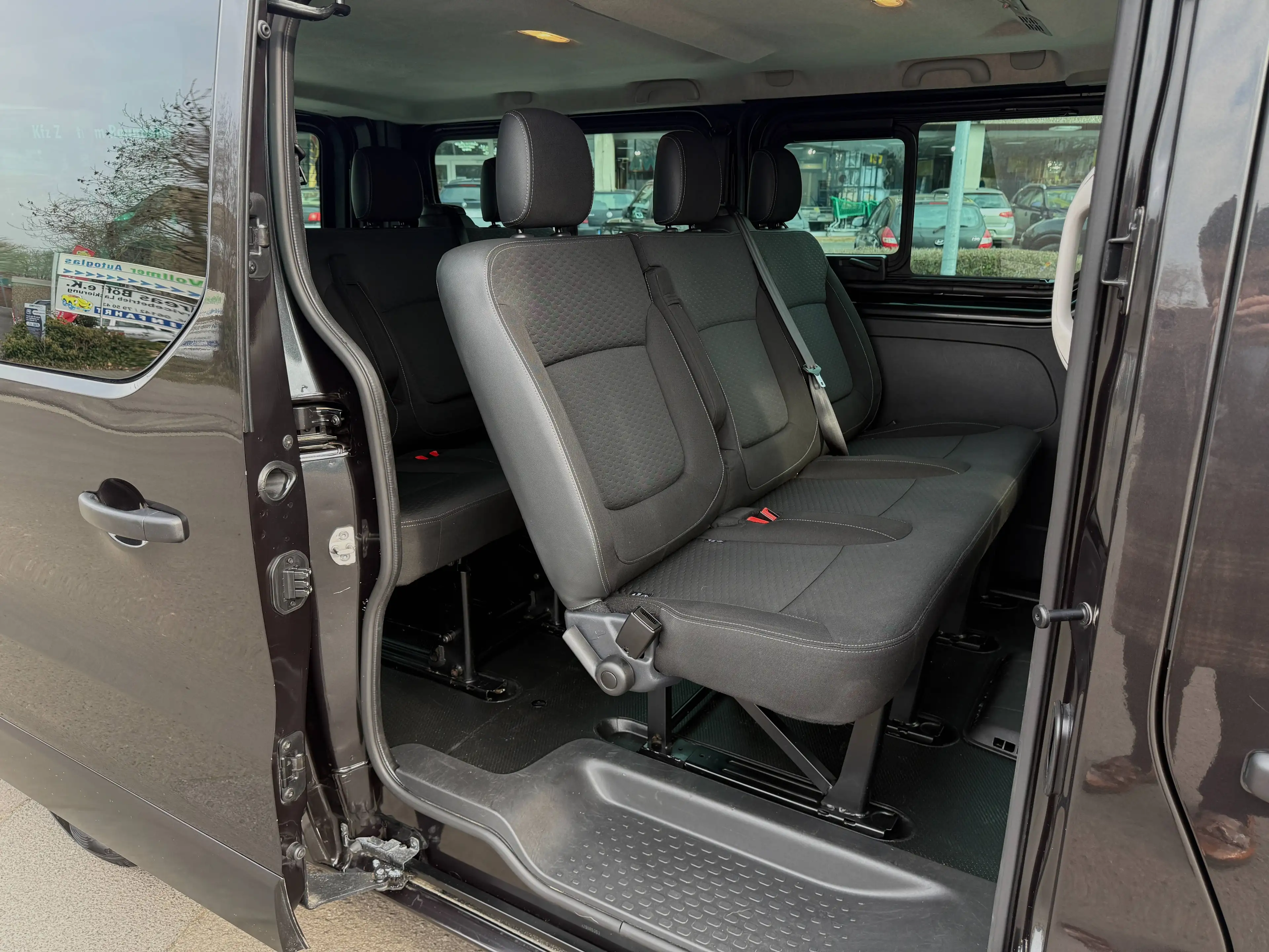 Opel Vivaro B 1.6 CDTi L2H1 2,9t (AHK*8xSITZER*PDC-KAMERA*STANDHZG) — photo 16