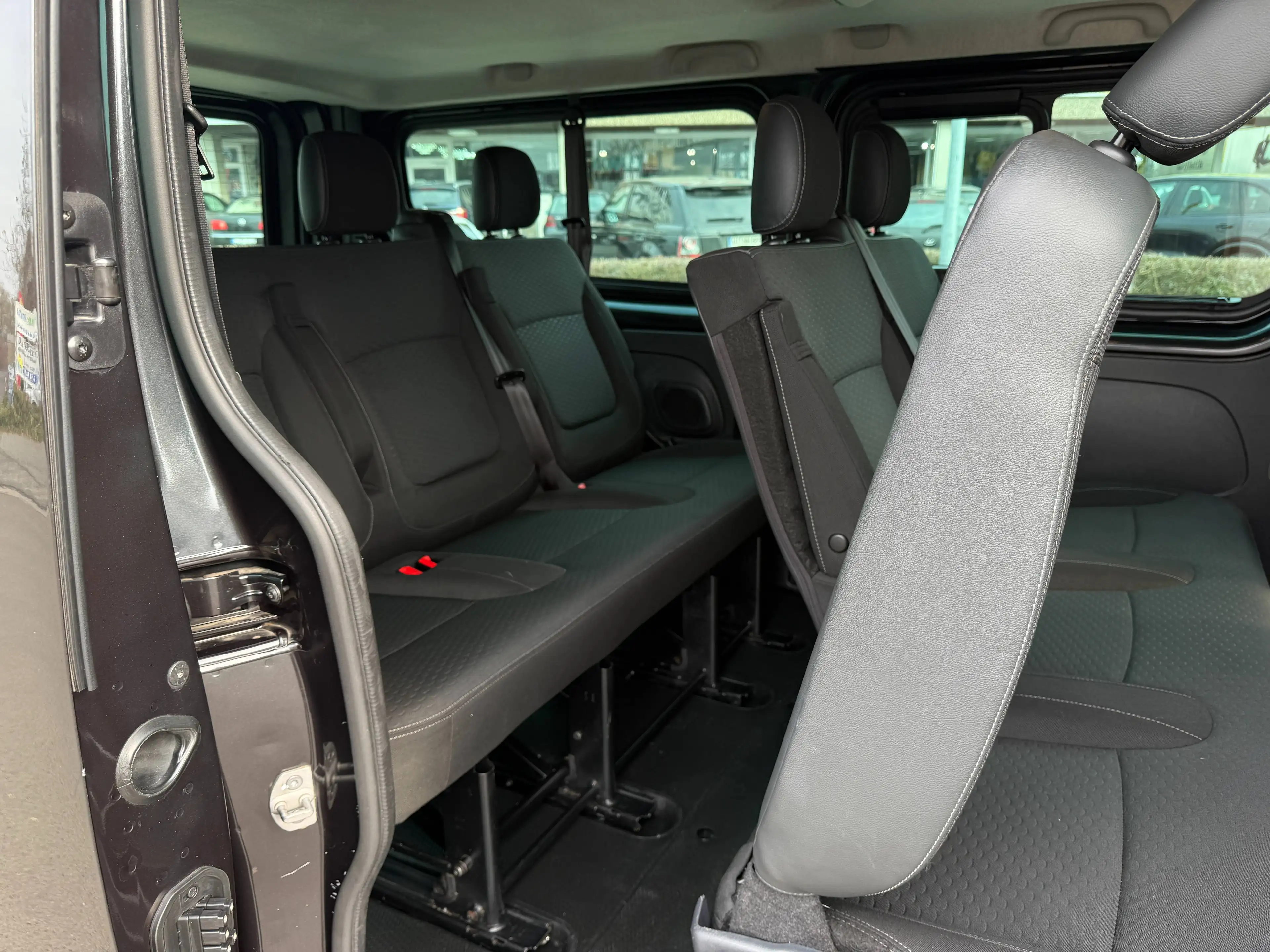 Opel Vivaro B 1.6 CDTi L2H1 2,9t (AHK*8xSITZER*PDC-KAMERA*STANDHZG) — photo 17