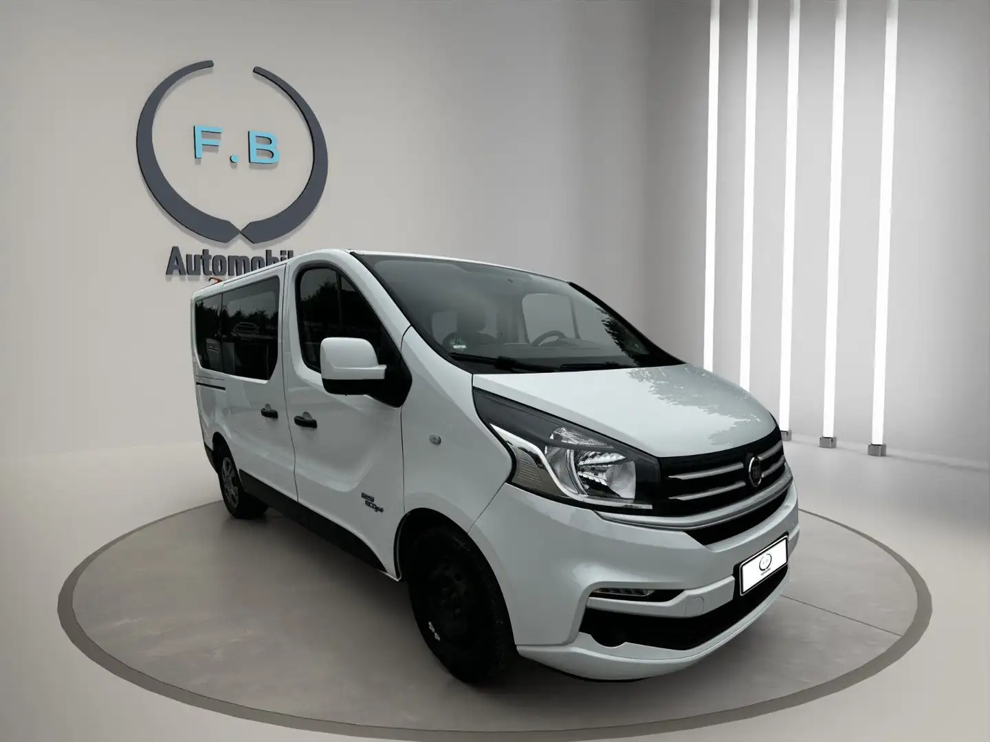 Fiat Talento Kombi L2H1 Family/ 9 SITZER/KLIMA/TOP.. Weiß - 1