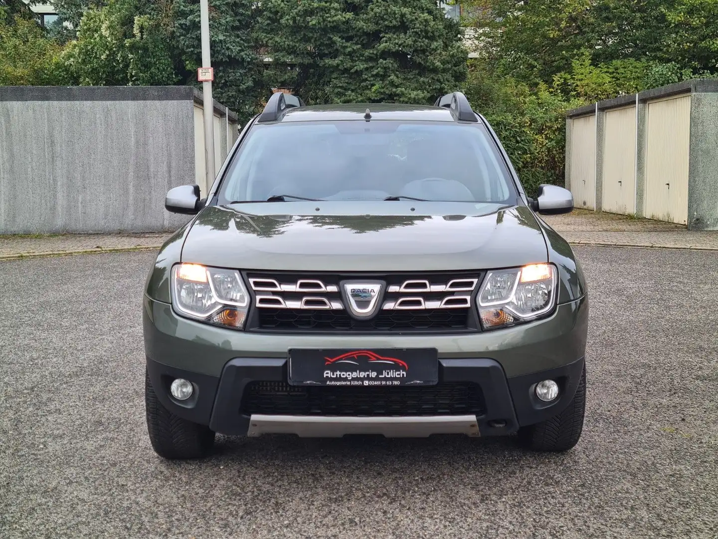 Dacia Duster I Prestige 4x2*Wenig km*Klima Grau - 2