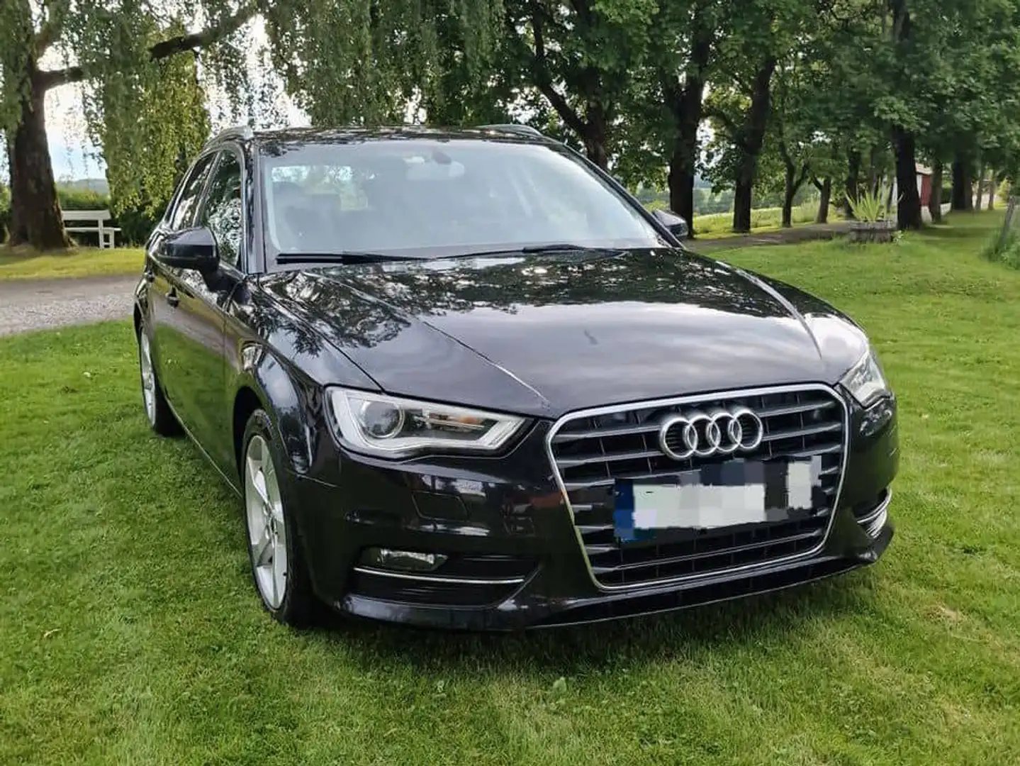 Audi A3 A3 5p 1.8t Ambiente auto FL Noir - 1