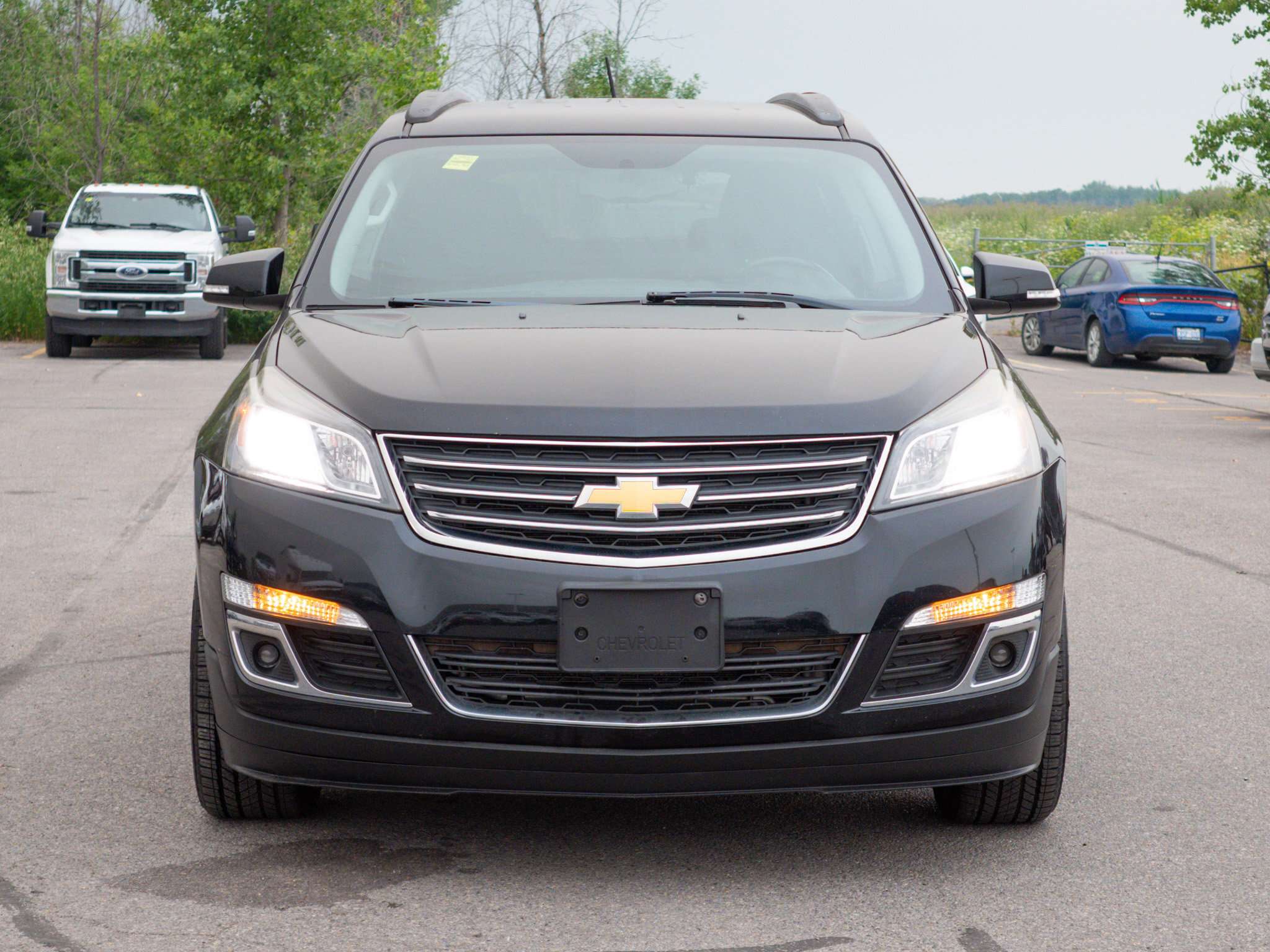 2016 Chevrolet Traverse LT - 3rd Row Seat | Leather Steering Wheel — снимка 1