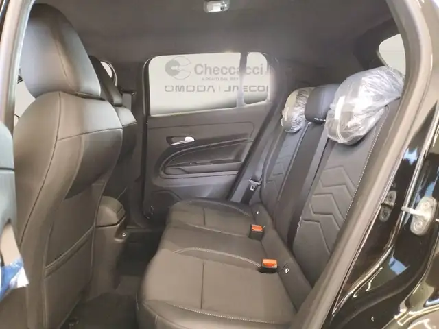 Jeep Avenger view 9