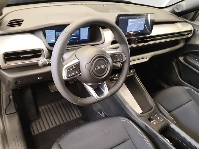 Jeep Avenger view 7