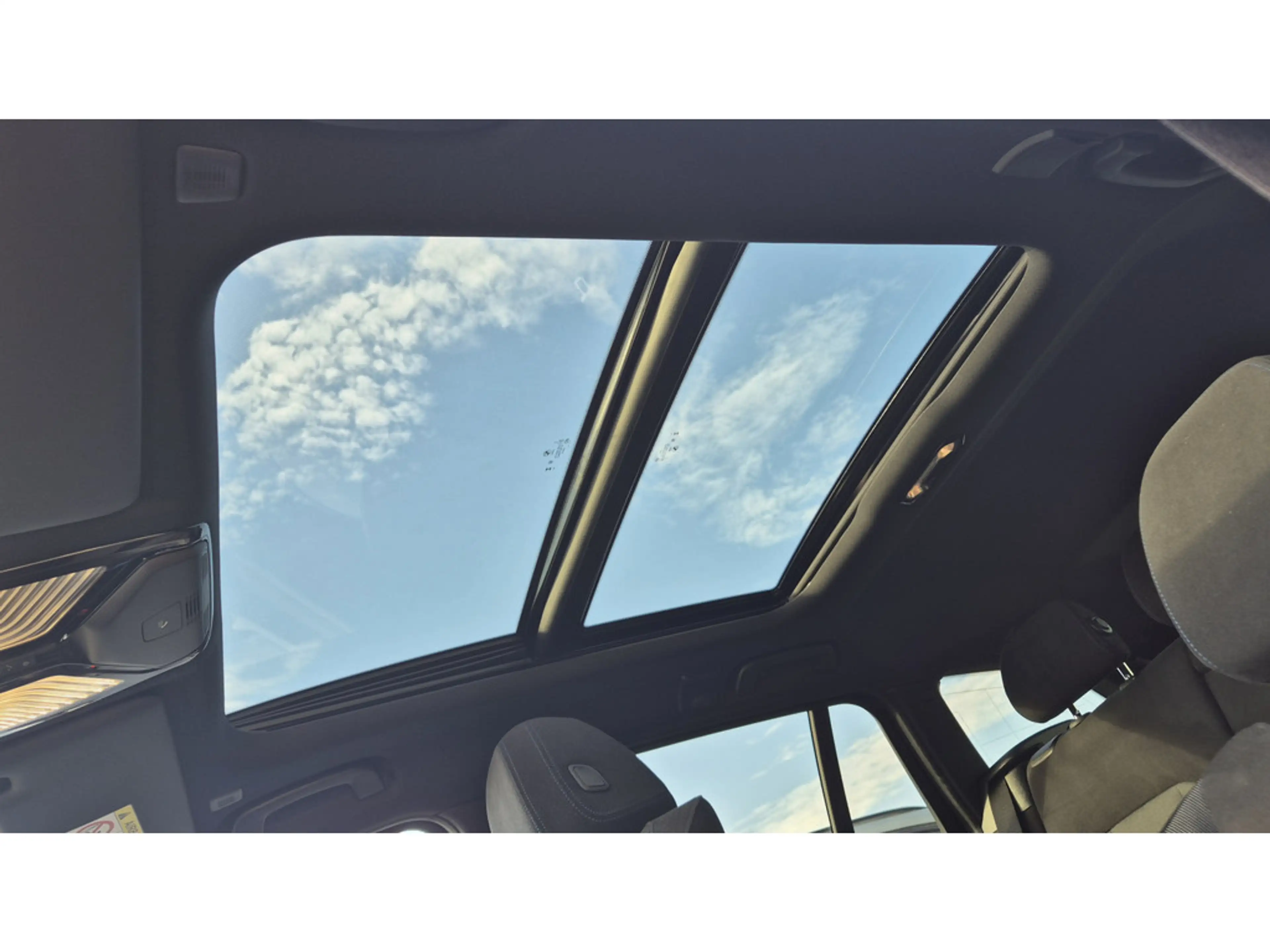 BMW 320 d Touring xDrive M-Sport PANO+AHK+ACC+KAM+ — photo 13