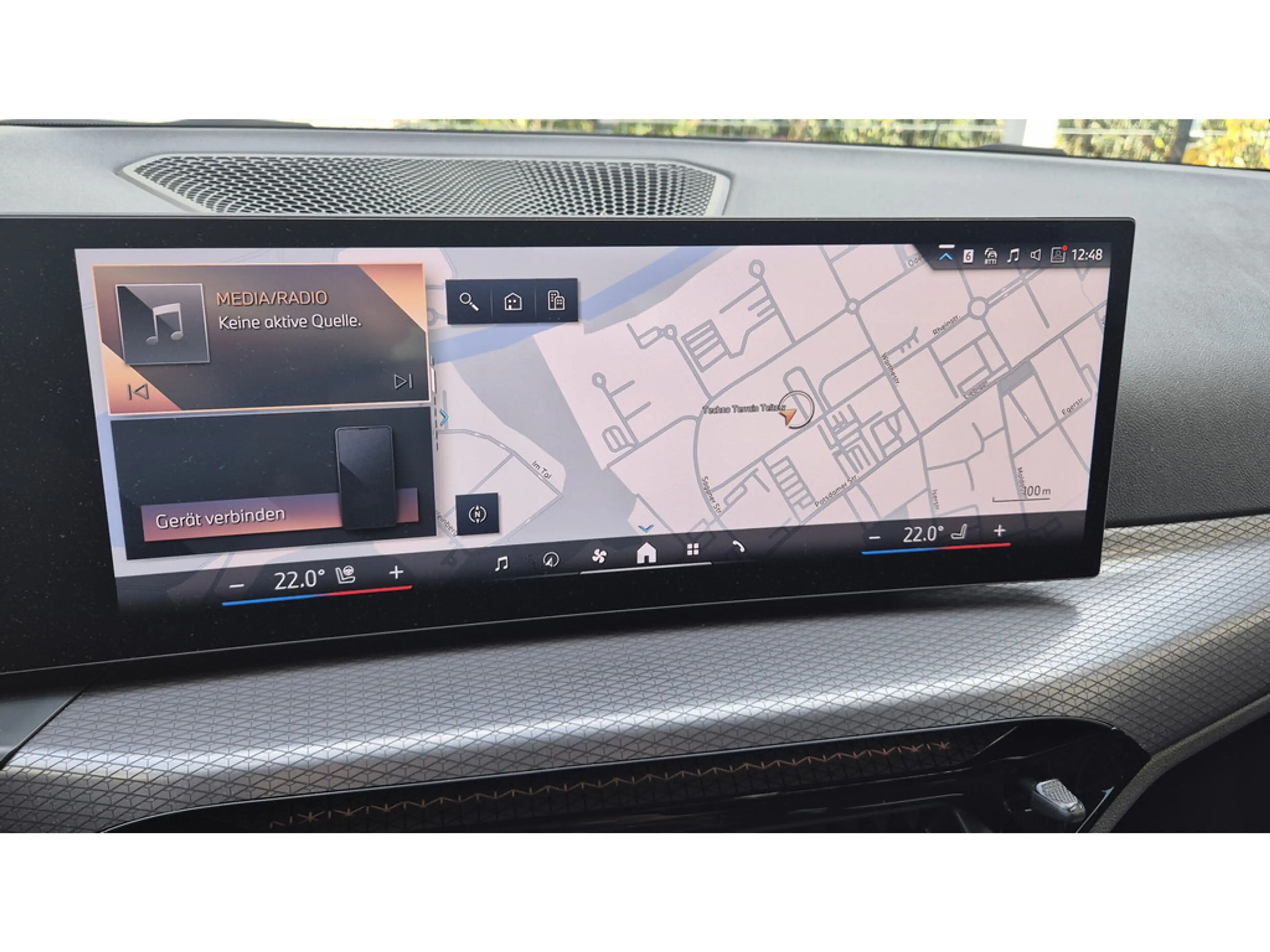 BMW 320 d Touring xDrive M-Sport PANO+AHK+ACC+KAM+ — photo 10