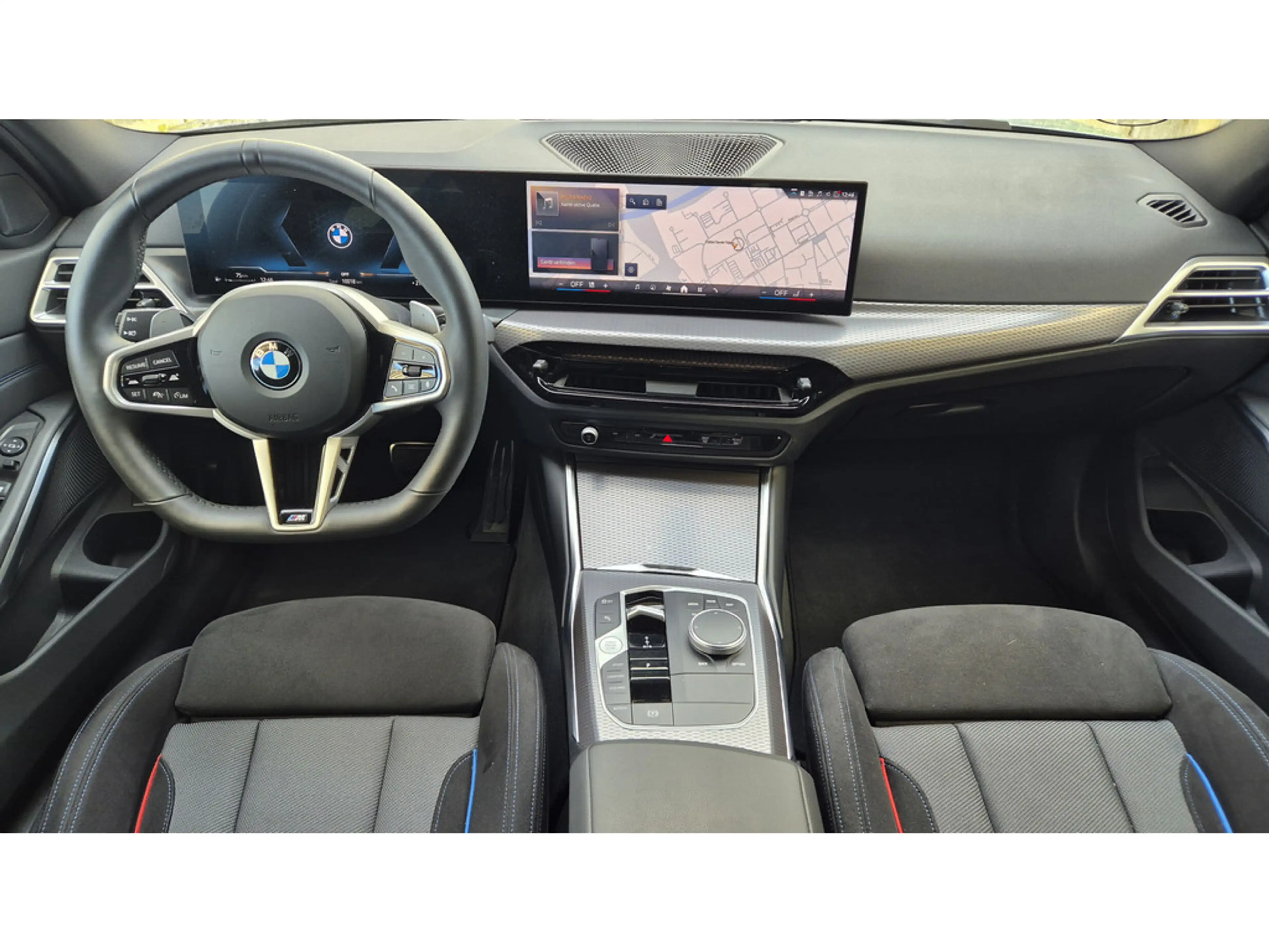 BMW 320 d Touring xDrive M-Sport PANO+AHK+ACC+KAM+ — photo 7