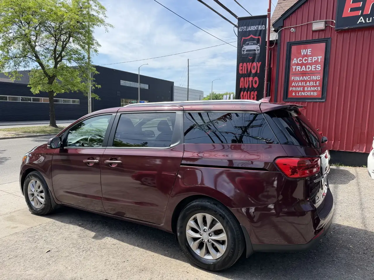 Kia Sedona photo Kia Sedona