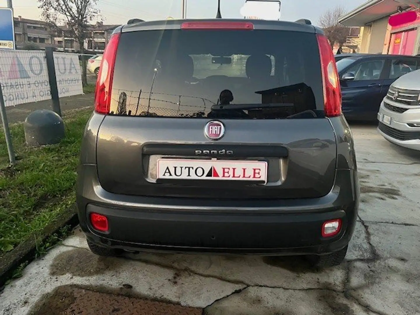 Fiat Panda Panda 1.2 Lounge 69cv E6 Gris - 2