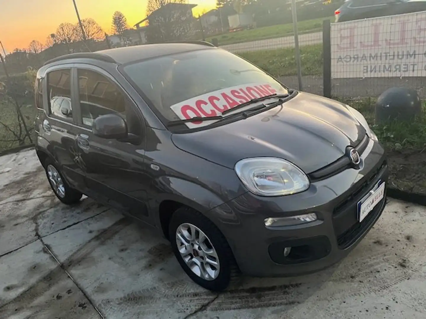Fiat Panda Panda 1.2 Lounge 69cv E6 Gris - 1