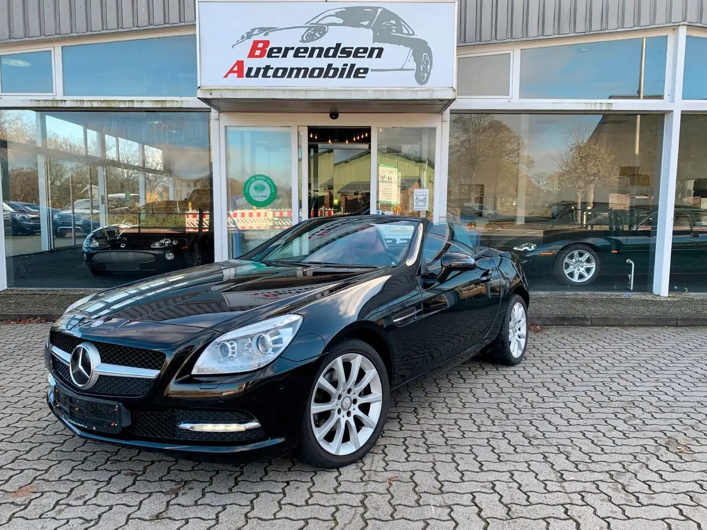 Mercedes-Benz SLK 200 AIRSCARF/PANORAMA/ILS XENON/MEMORY-PAKET Schwarz - 1