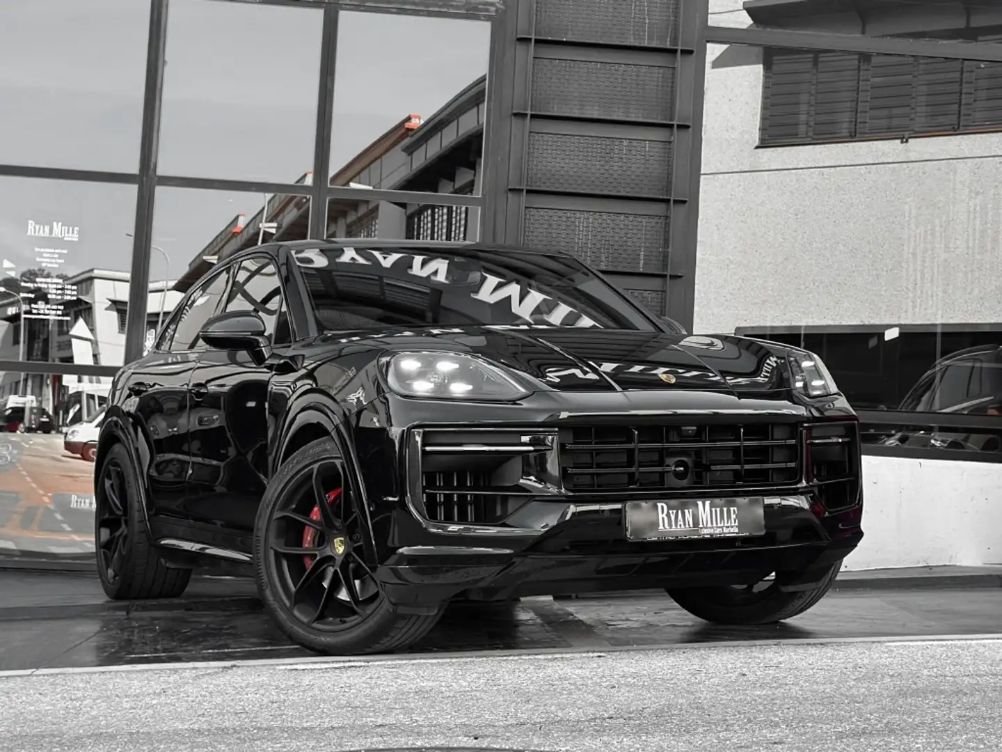 Porsche Cayenne Coupé E-Hybrid S Aut. Negro - 1