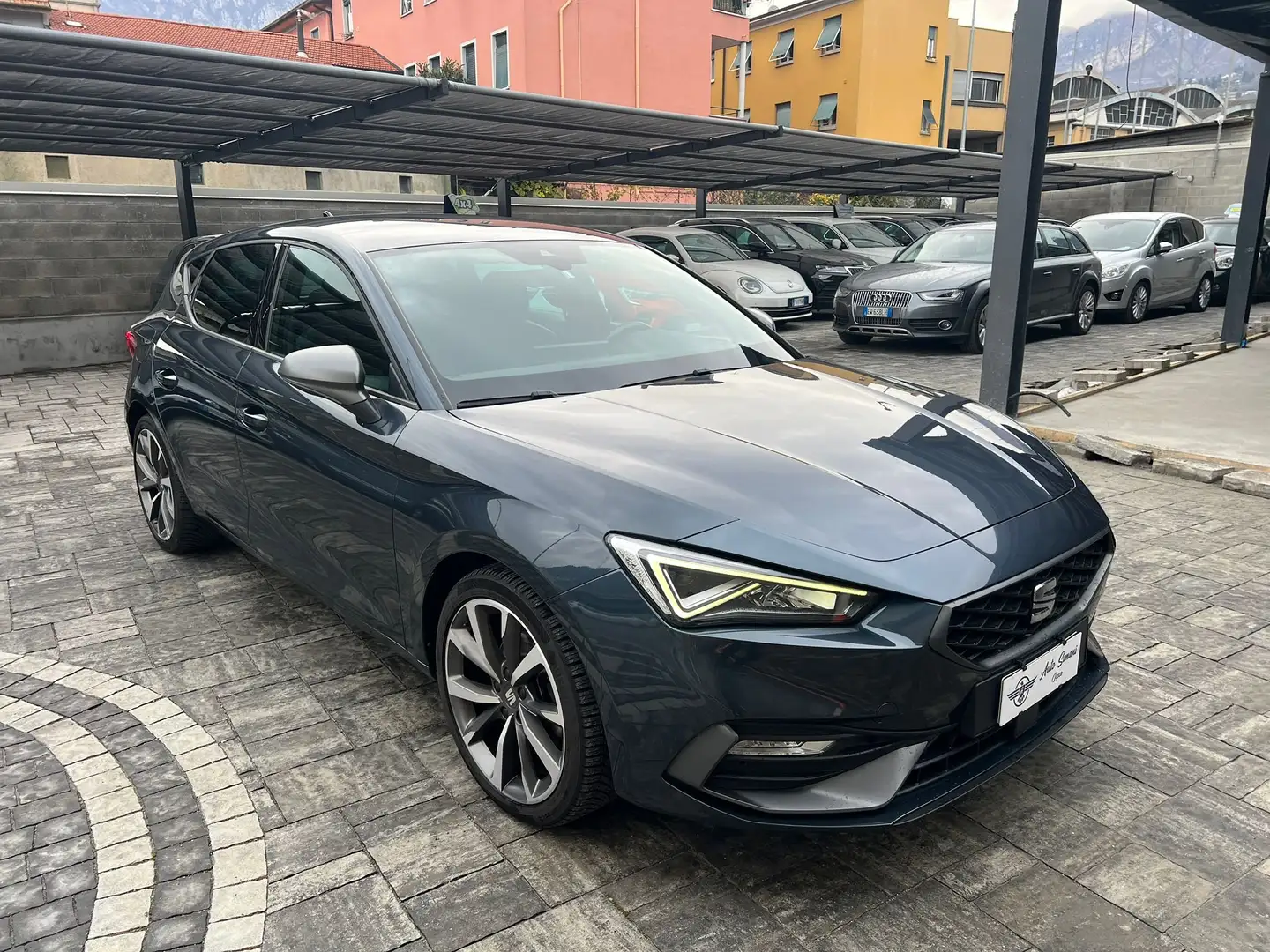 SEAT Leon Leon IV 2020 1.5 etsi FR 150cv dsg Nero - 2