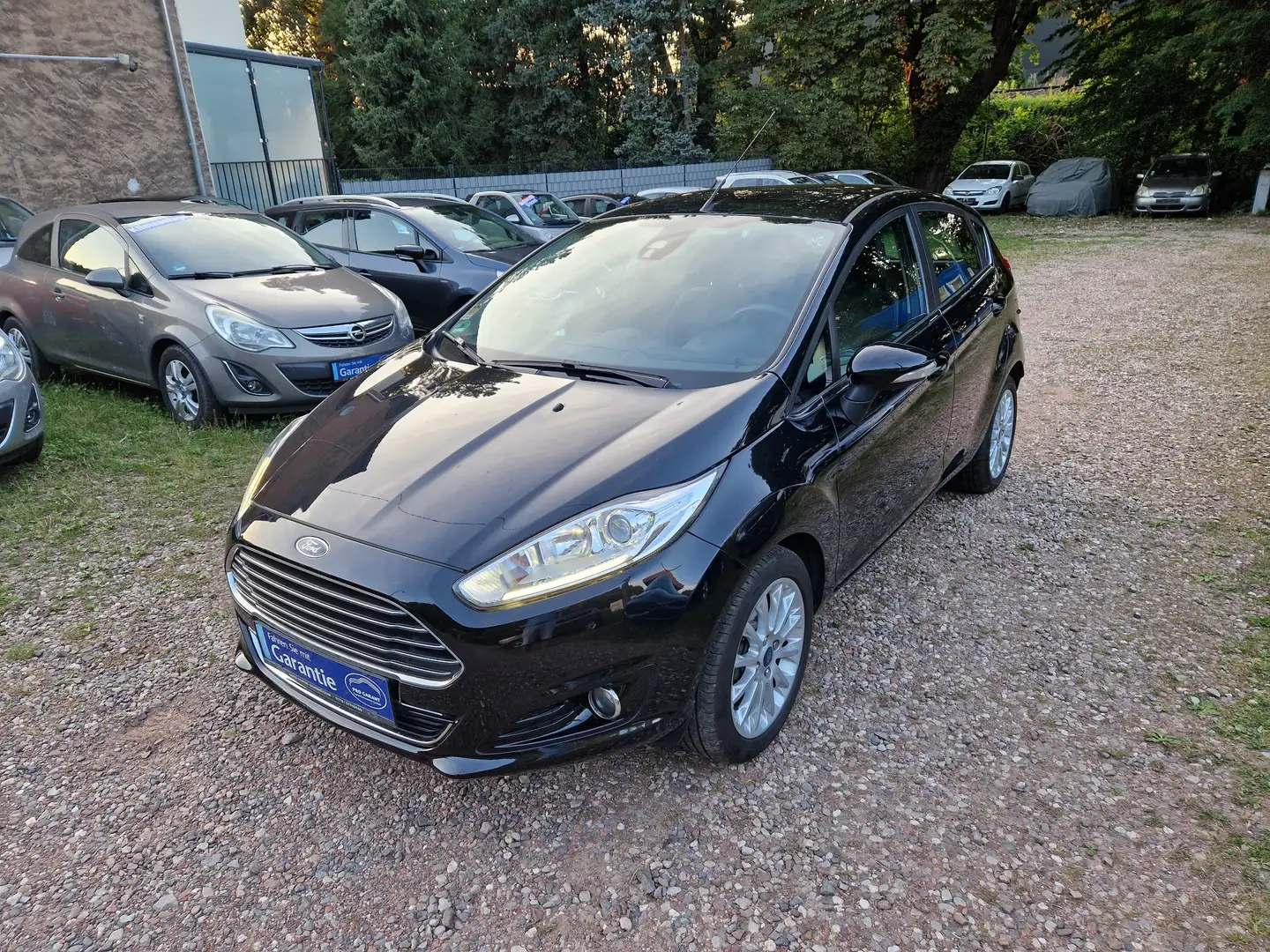 Ford Fiesta Klimatro 95Tkm Sitzhzg LED Scheckh 2Hnd 16" AHK Noir - 1