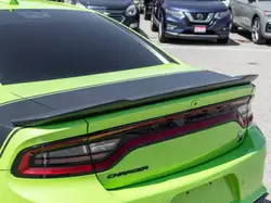 Dodge Charger 2023 — фото 10