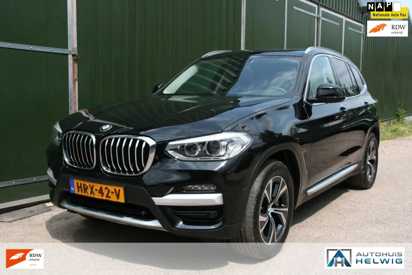 BMW X3 XDrive30e High Executive, PHEV, PANORAMADAK, LEER, Negro - 1