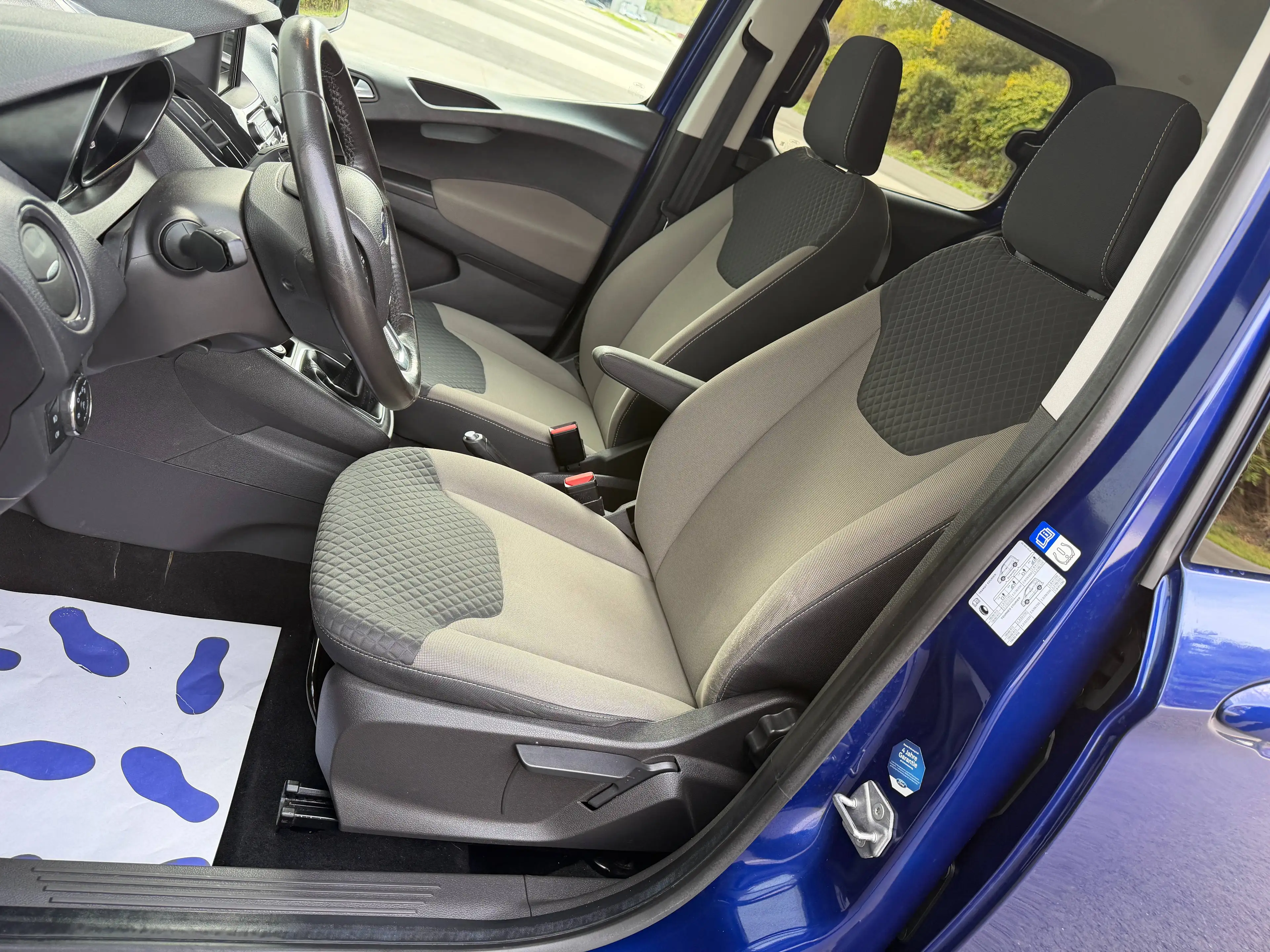 Ford Tourneo Courier 1.5 TDCi Titanium*BLUETOOTH*CARPLAY*GPS*PDC*JANTES*GARANTIE 12 MOIS*** — photo 14