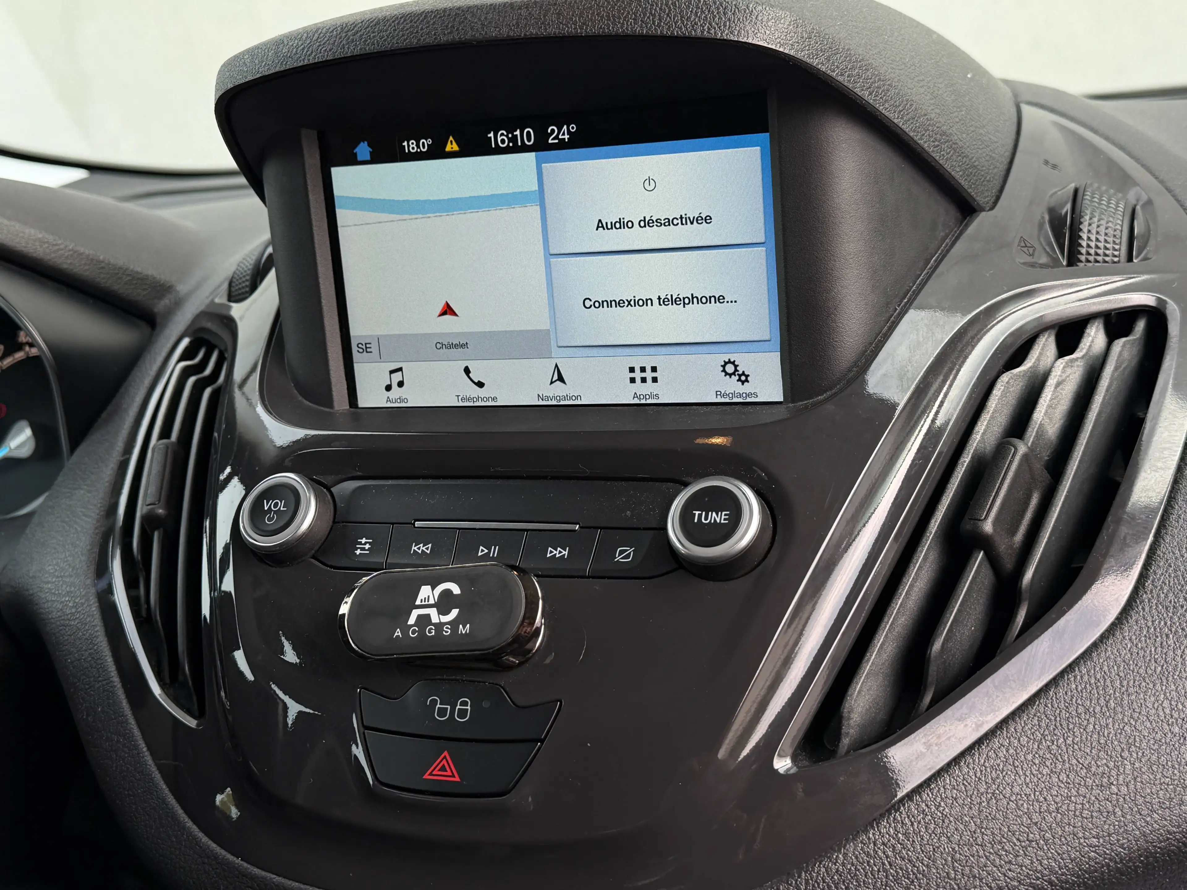 Ford Tourneo Courier 1.5 TDCi Titanium*BLUETOOTH*CARPLAY*GPS*PDC*JANTES*GARANTIE 12 MOIS*** — photo 13