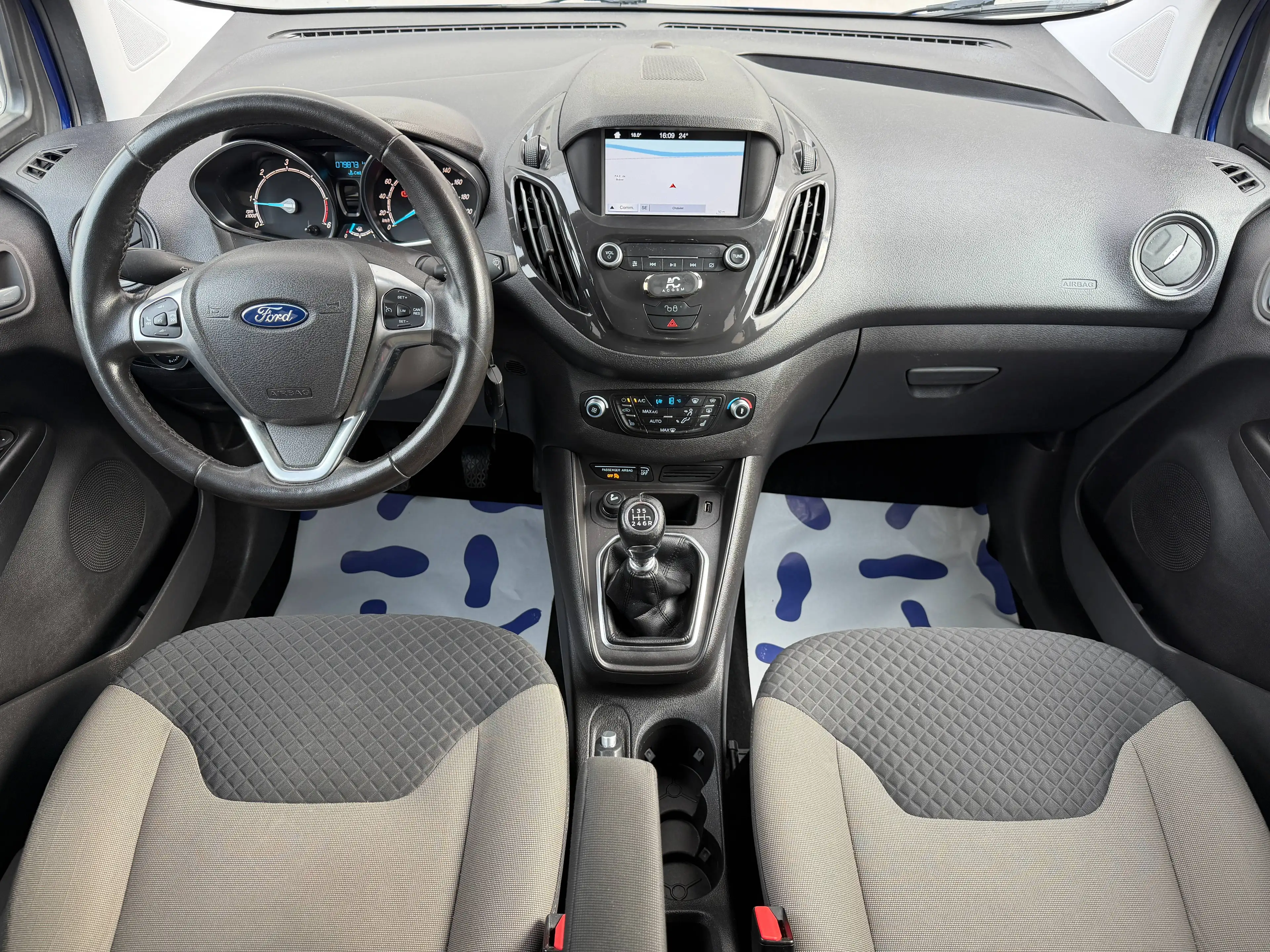 Ford Tourneo Courier 1.5 TDCi Titanium*BLUETOOTH*CARPLAY*GPS*PDC*JANTES*GARANTIE 12 MOIS*** — photo 5