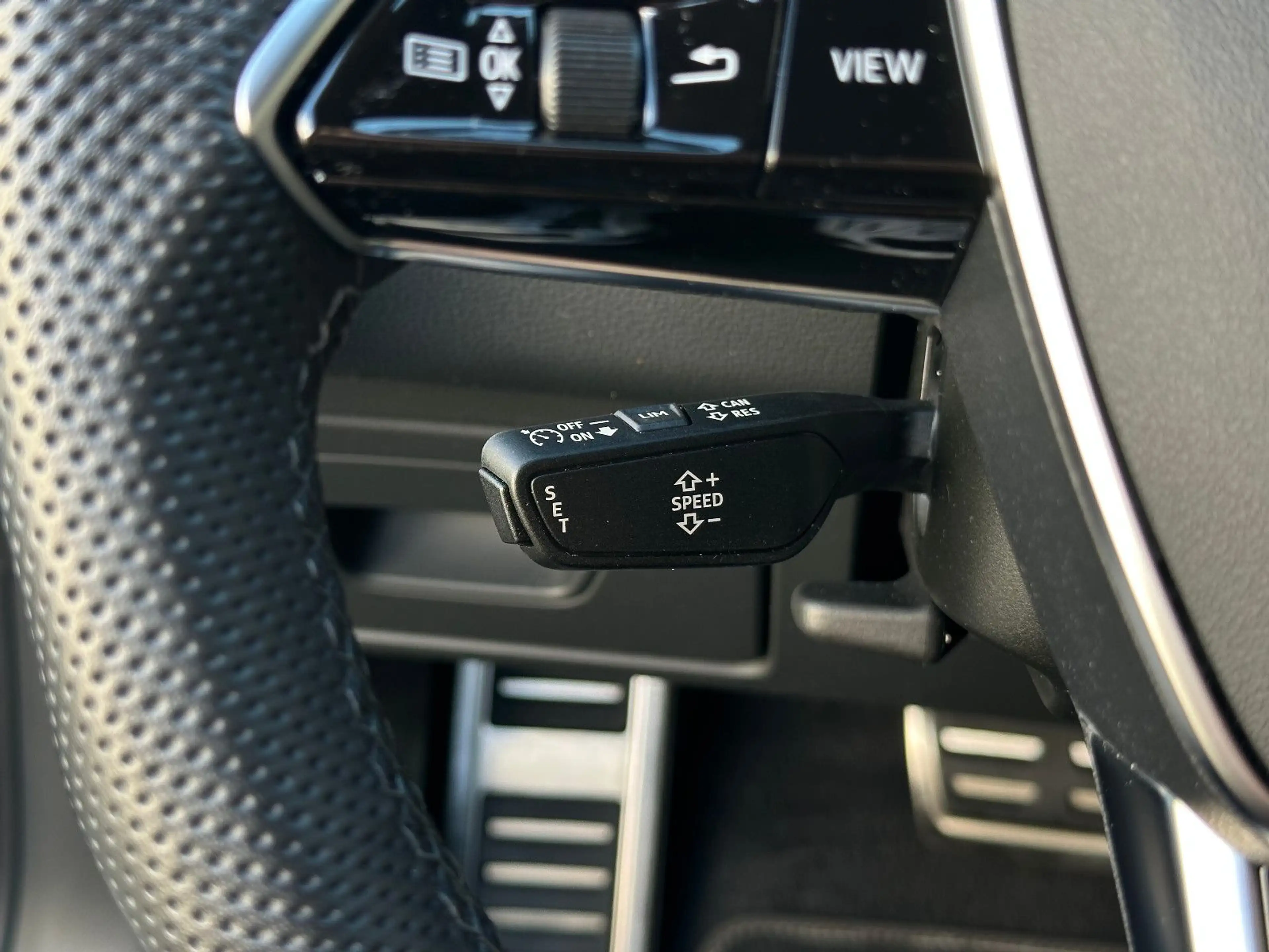 Audi A6 Limousine 45 TFSI qu.Str. S LINE+MATRIX+SOUND — photo 14